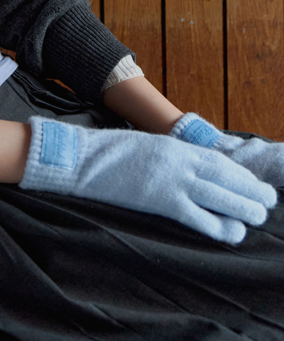락피쉬웨더웨어(ROCKFISH WEATHERWEAR) FLUFFY SHORT GLOVES - 8 colors