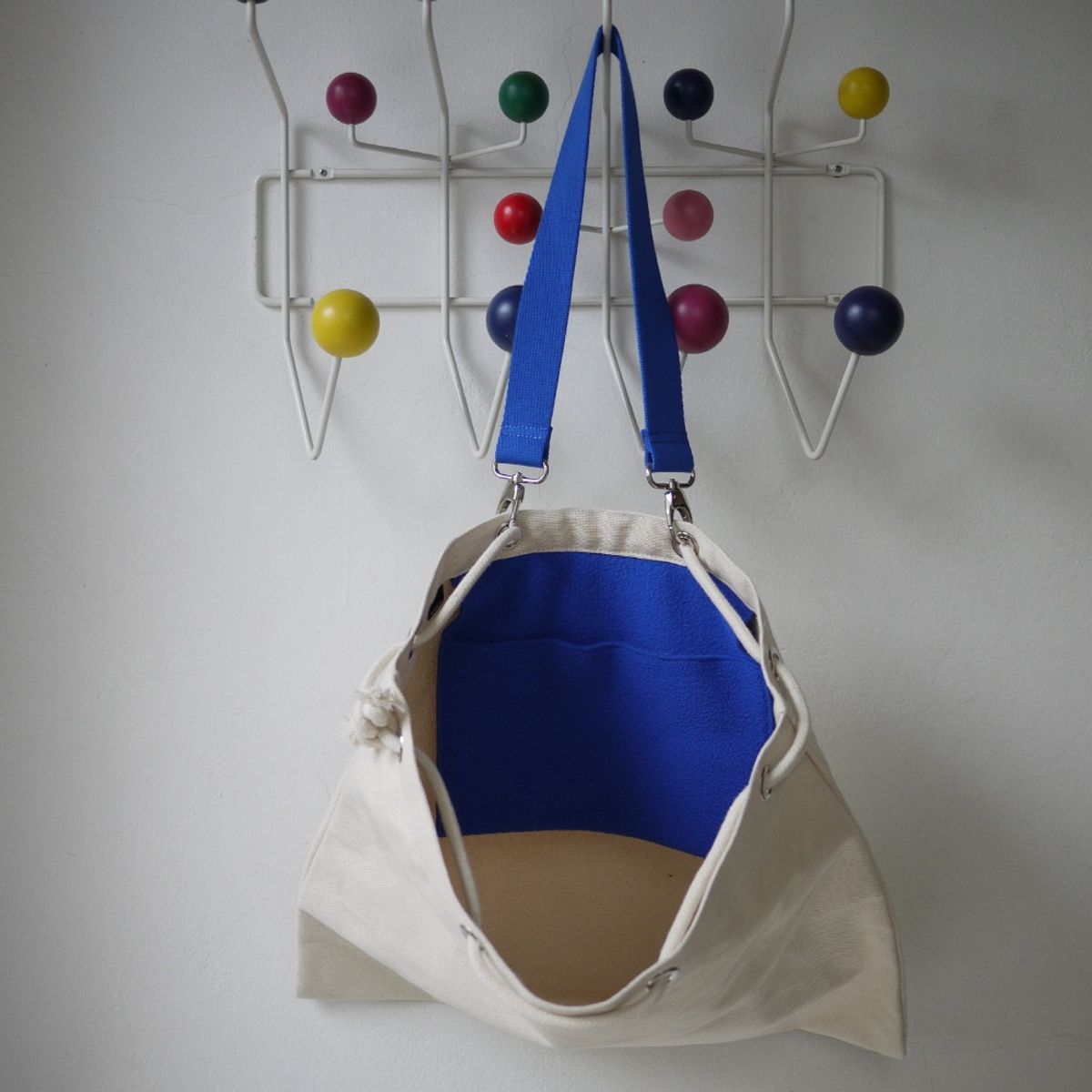 봄봄패브릭스(BOMBOM FABRICS) B drawstring bag(캔버스 백)