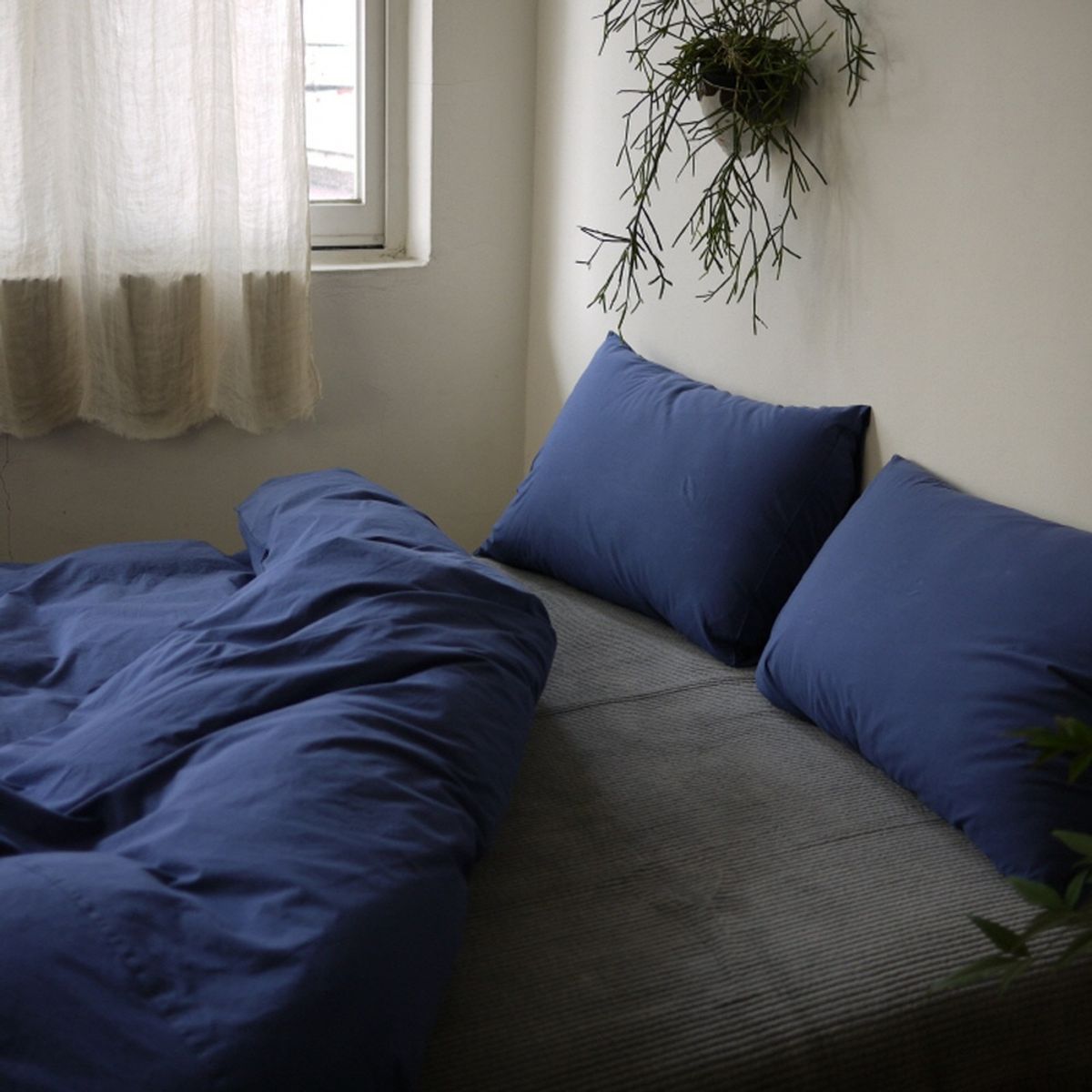 봄봄패브릭스(BOMBOM FABRICS) Soft, washed cotton bedding 60수 cotton / navy