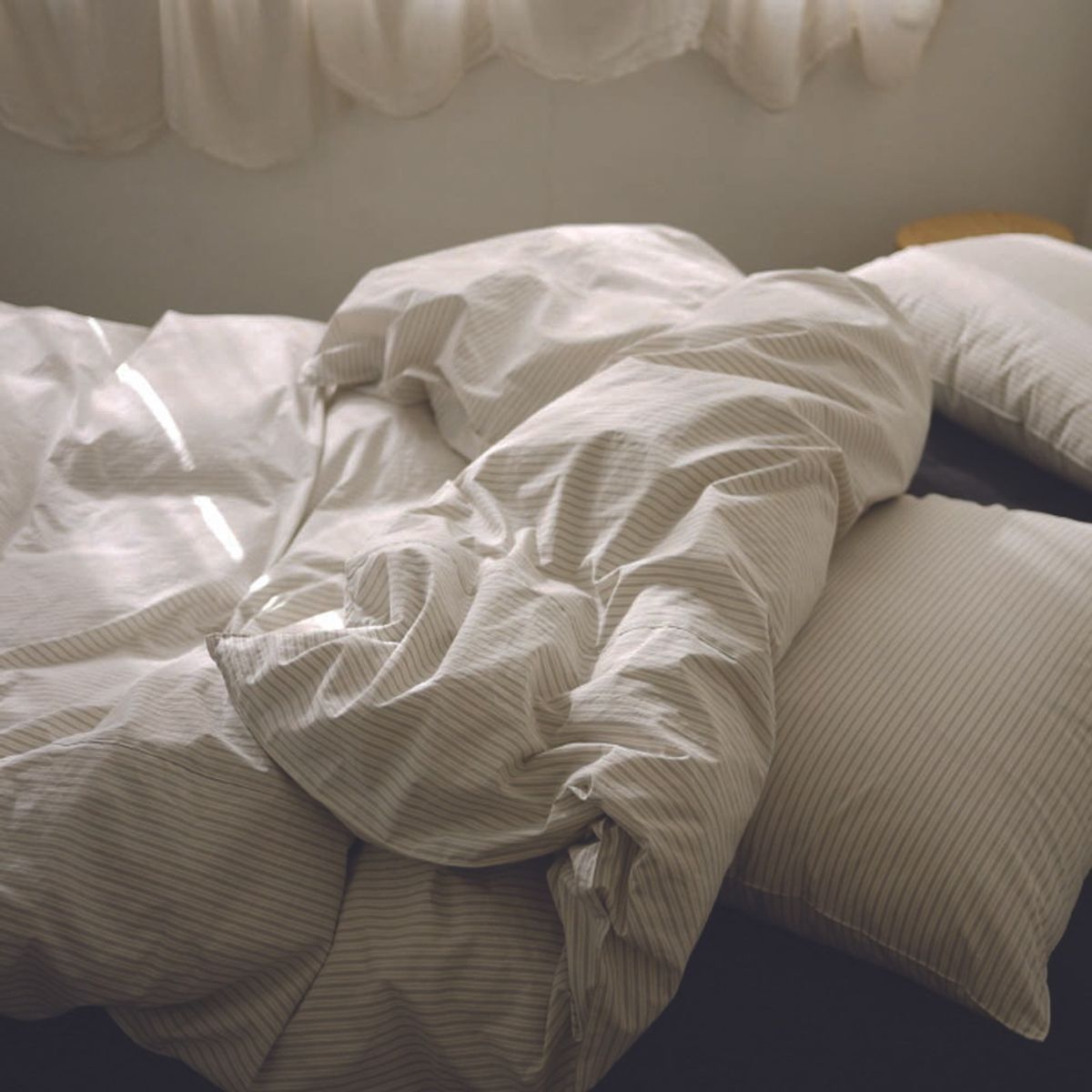 봄봄패브릭스(BOMBOM FABRICS) Soft, washed cotton bedding 60수 Stripe / light gray