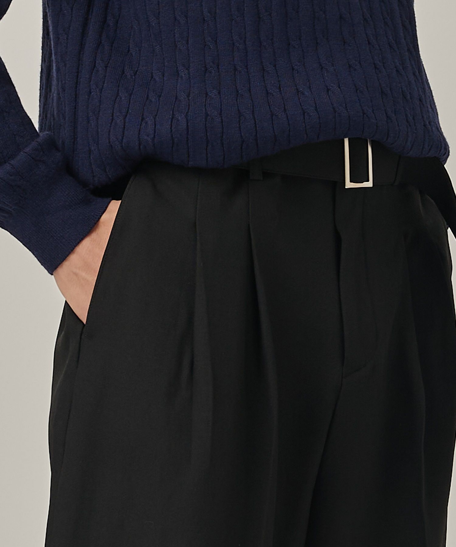 MUSINSA | ANALOGMOOD Two-tuck wide slacks (black)