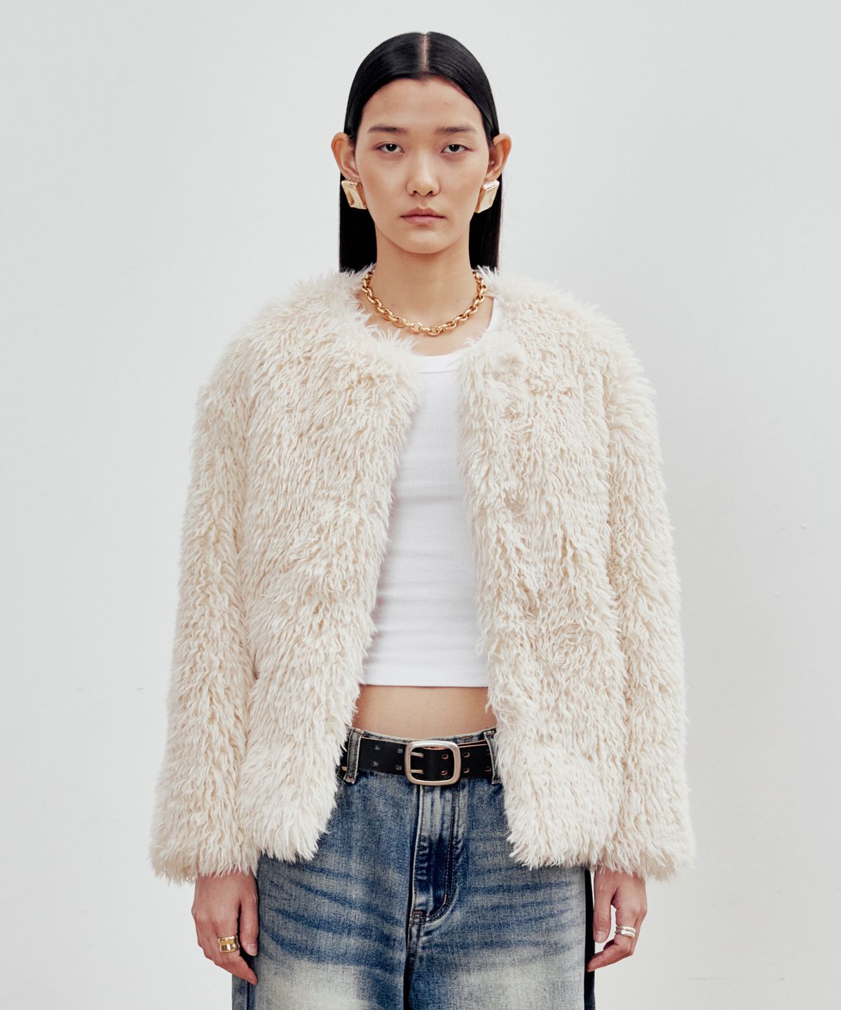 앤드로스(ANDROS) Collarless Shearling Jacket (Ivory)