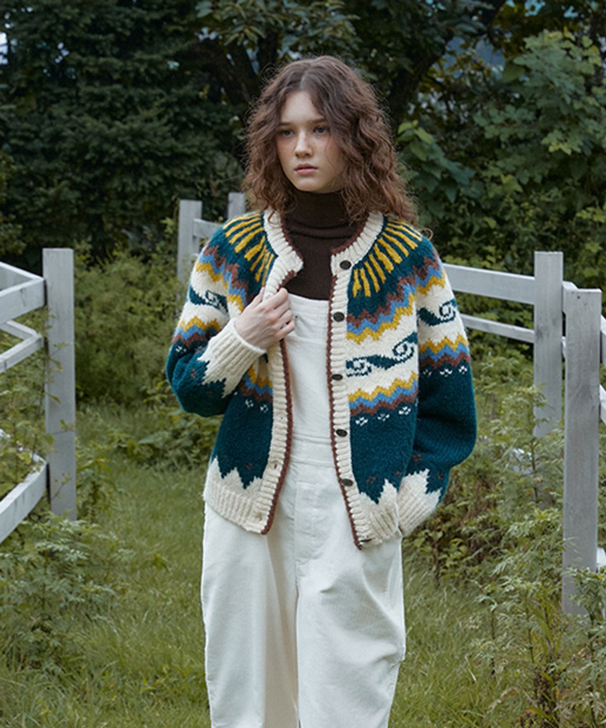 그린버터(GREENBUTTER) Wave Nordic Cardigan (Khaki)