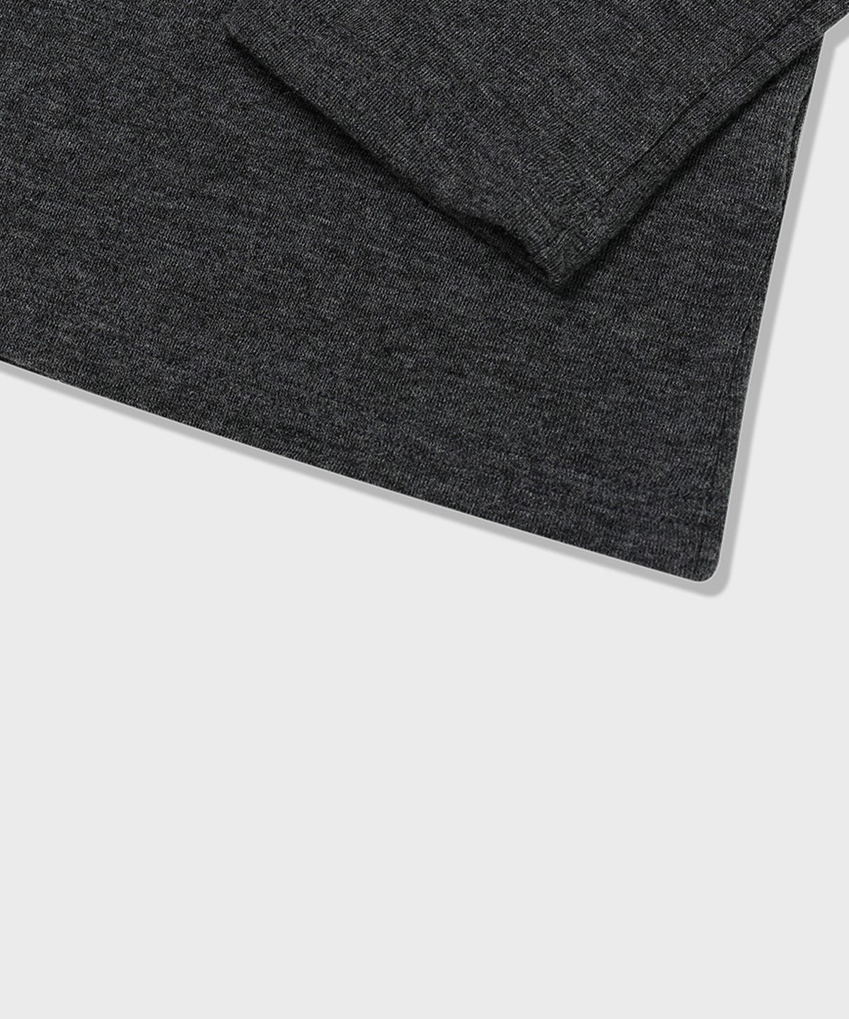 칙스(CHICKS) Scratch ribbon 롱 슬리브 티셔츠 Charcoal