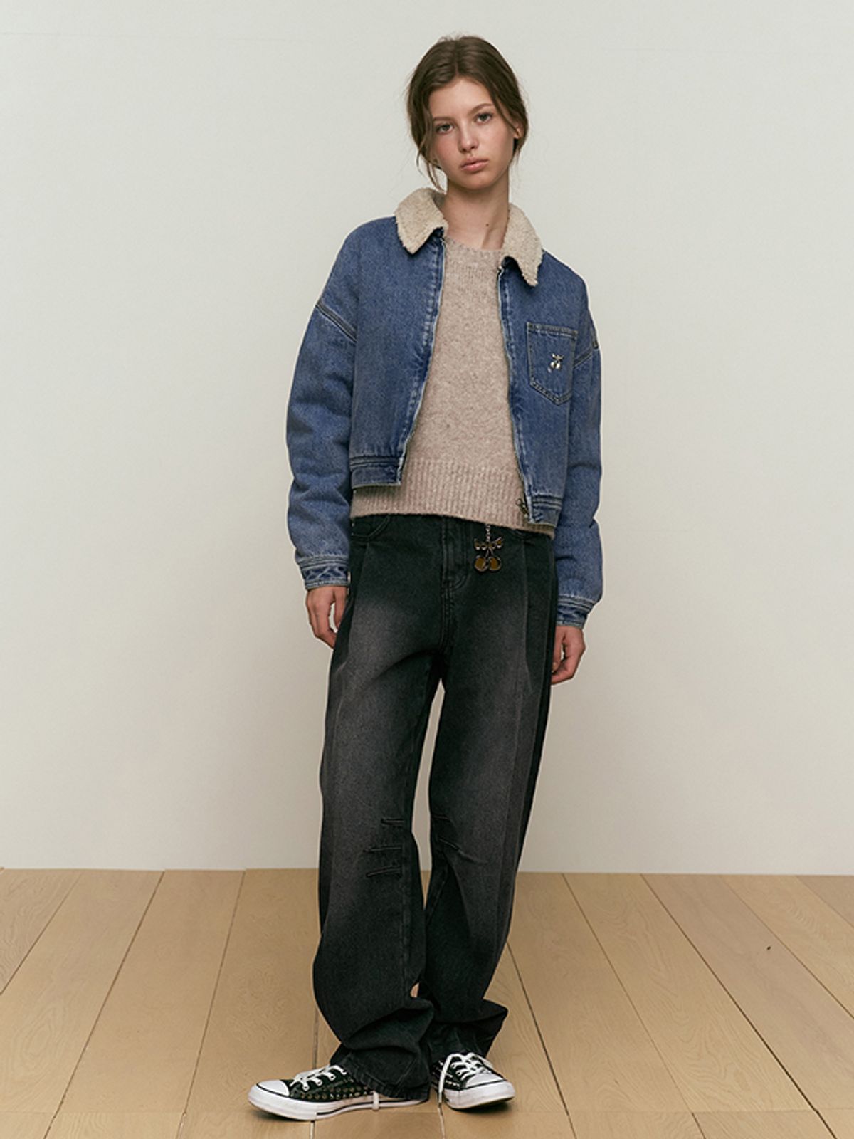 키르시(KIRSH) 워싱 핀턱 기모 와이드핏 데님 팬츠 [블랙]