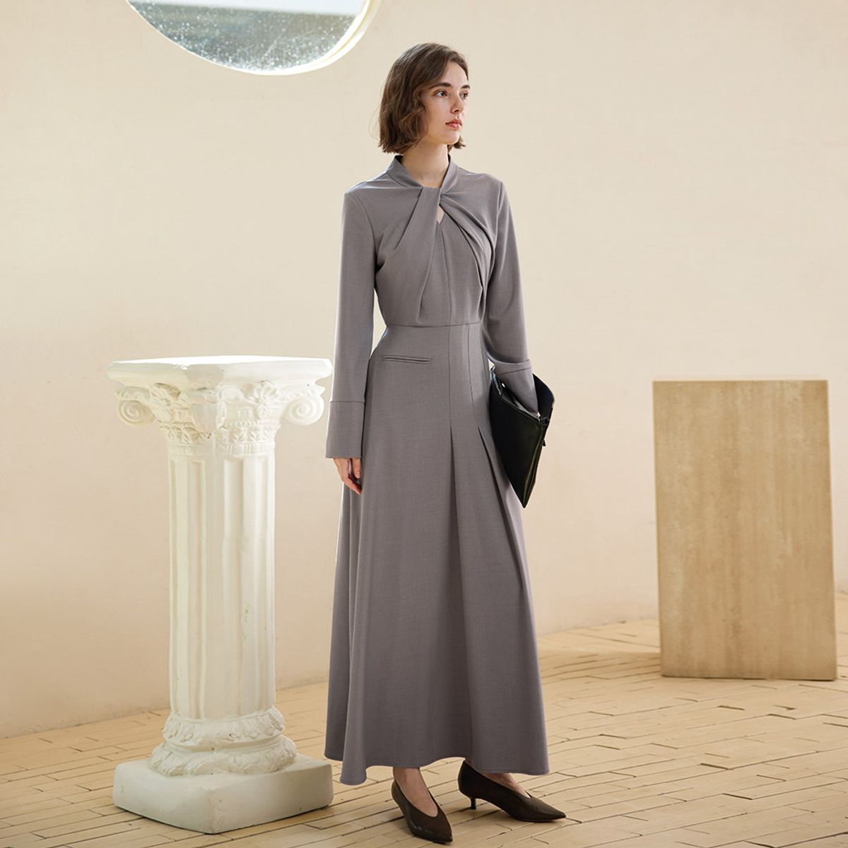 와이와이아이엠(YYIAM) YY_Gray tuck detail long dress