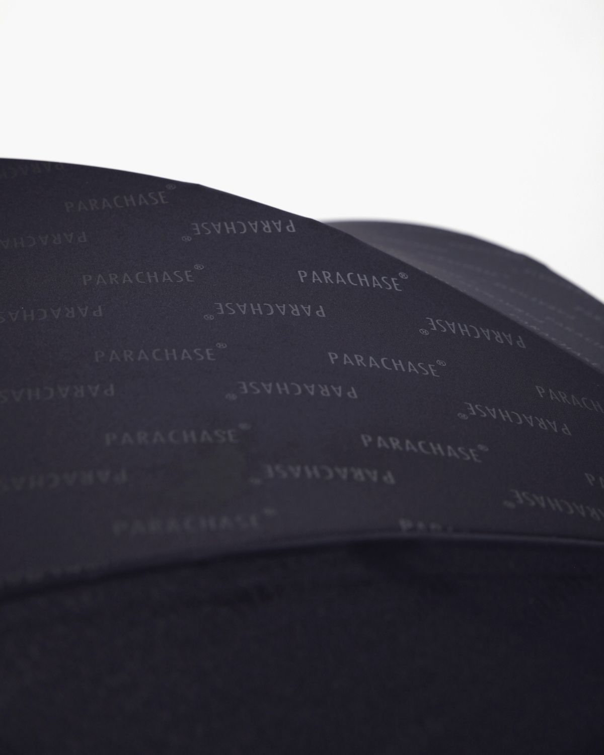 파라체이스(PARACHASE) 1126 가죽 케이스 로고 패턴 우드그립 장우산