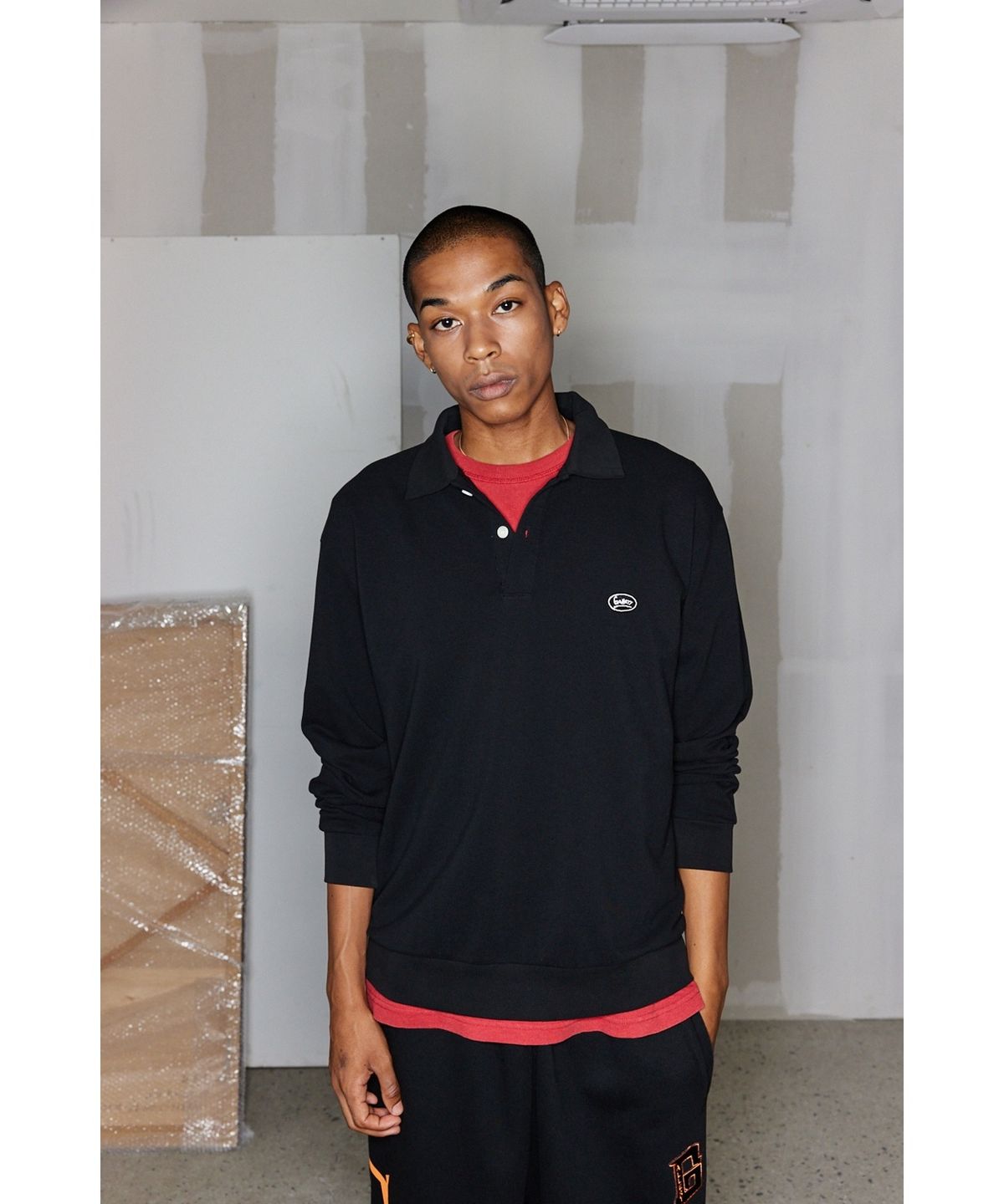 1011갤러리(1011 GALLERY) Gallery Logo PK T-Shirt - Black