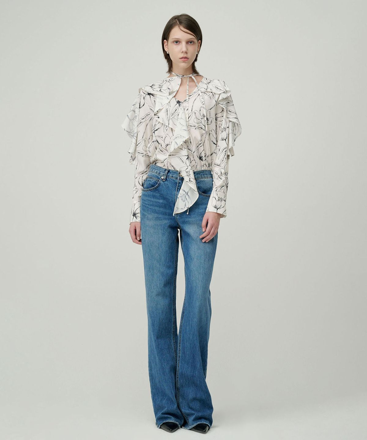 세컨드 아르무아(02ARMOIRE) Sera Blouse _ Off White Flower