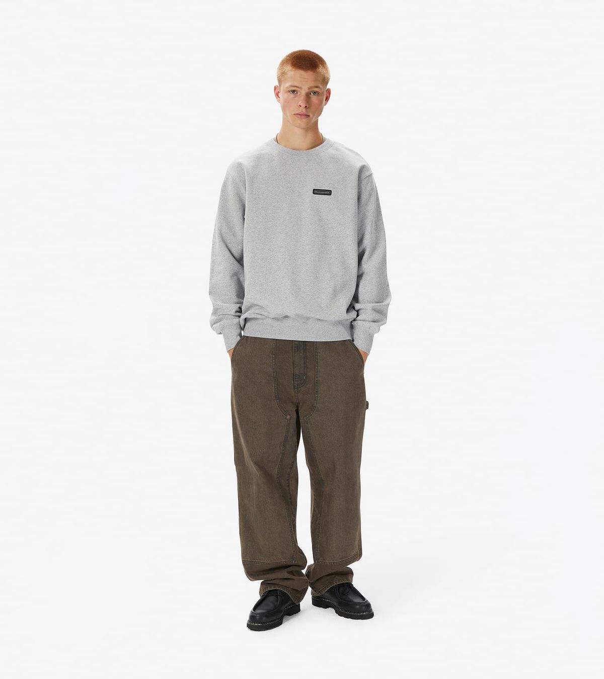 디스이즈네버댓(THISISNEVERTHAT) Script Label Crewneck Heather Grey
