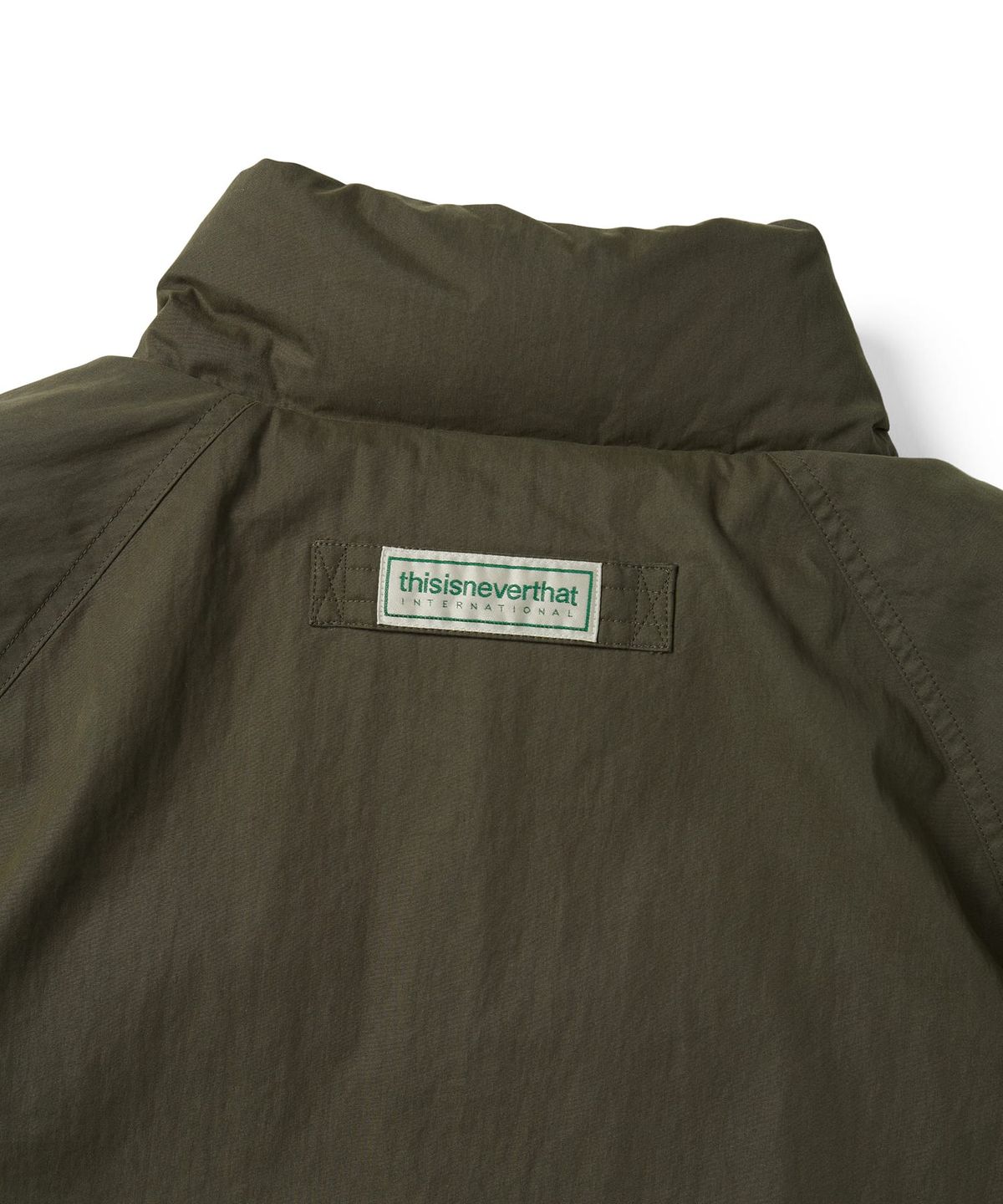 디스이즈네버댓(THISISNEVERTHAT) Multi Pocket Down Jacket Olive Brown