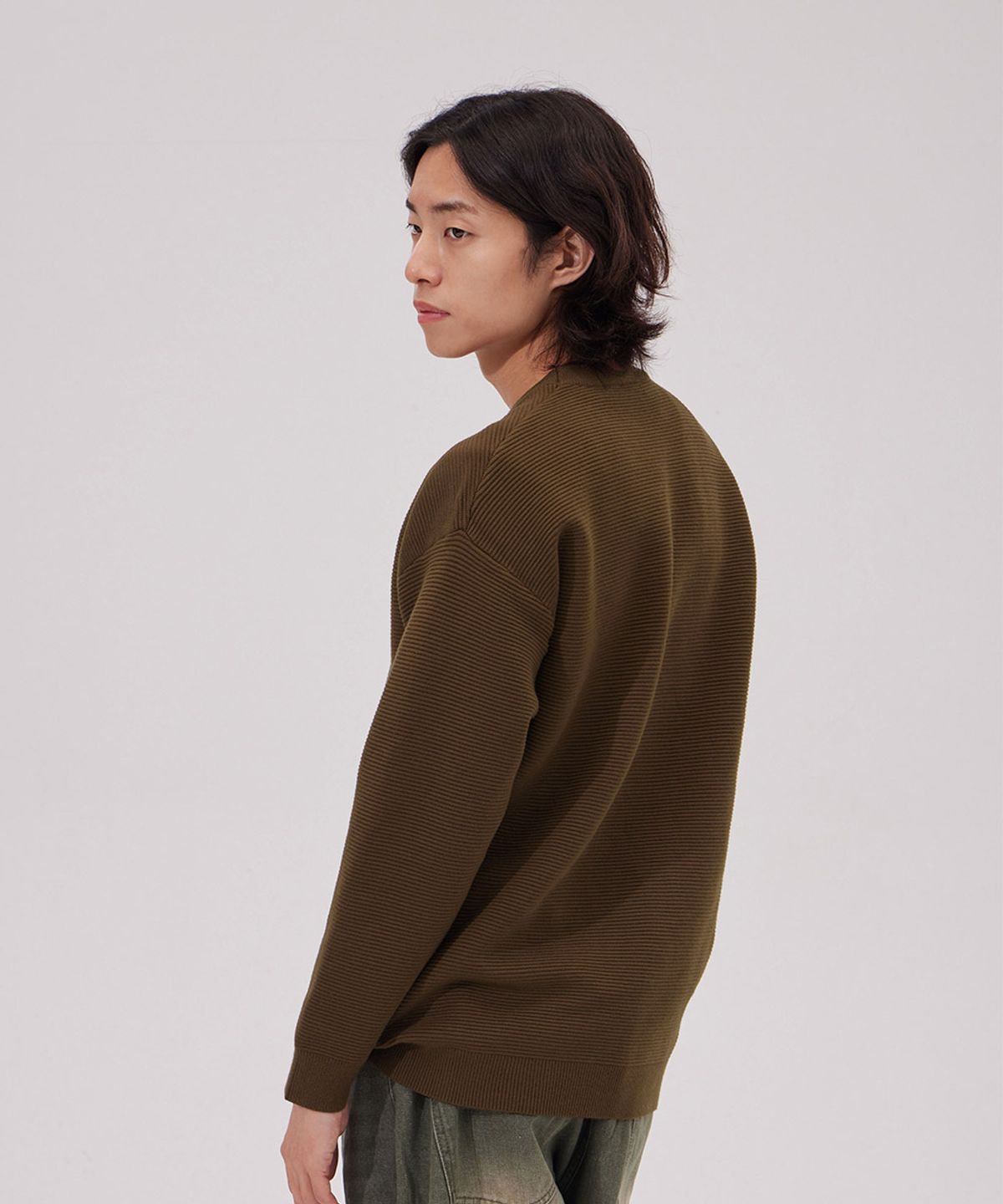 메이킷투(MAKEITTO) 데일리 비스코스 크루넥 니트_브라운