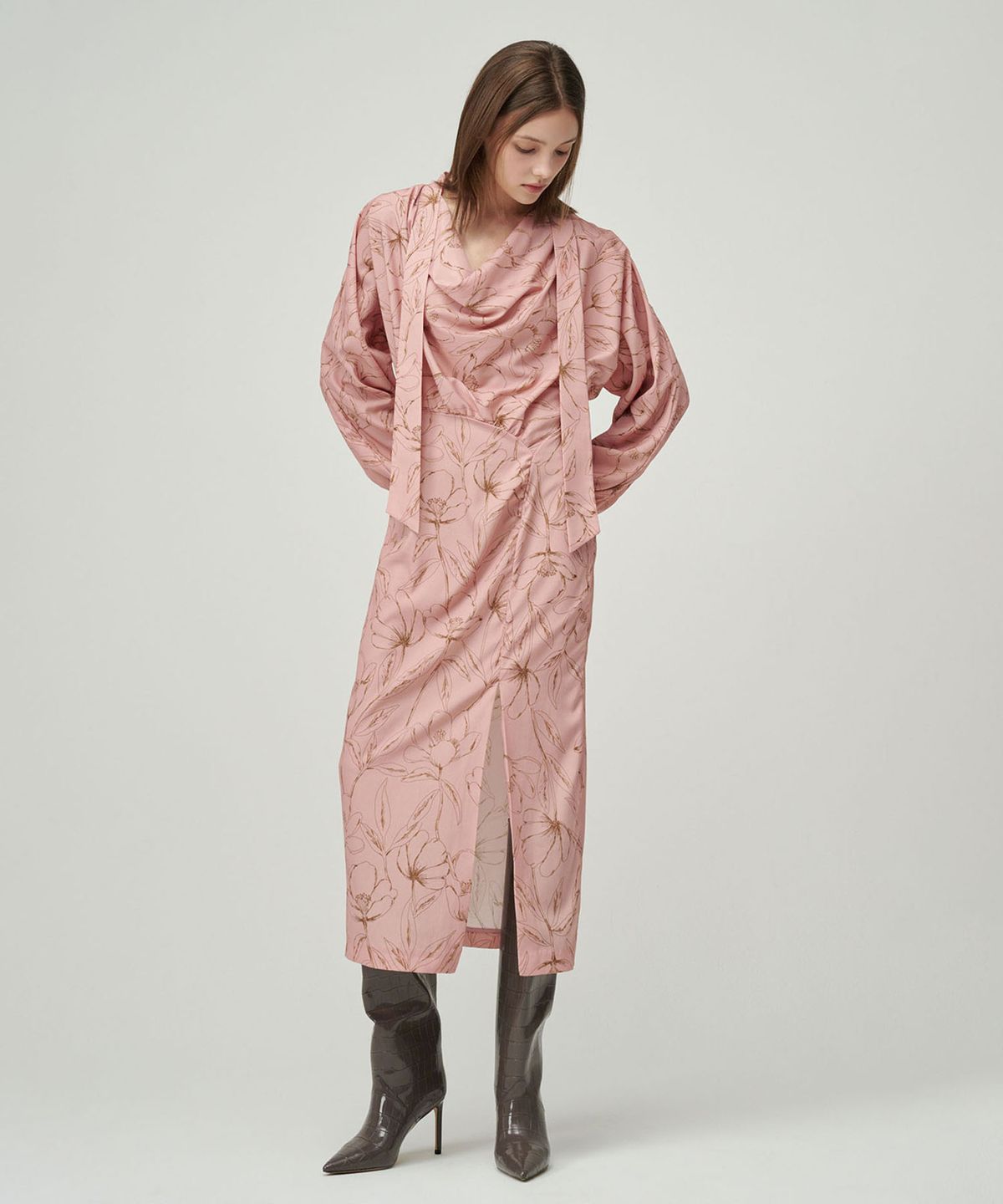 세컨드 아르무아(02ARMOIRE) Abigail Dress _ Pink