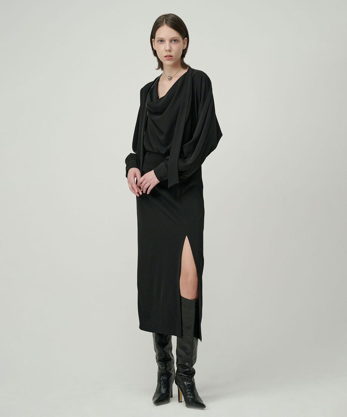 세컨드 아르무아(02ARMOIRE) Abigail Dress _ Black