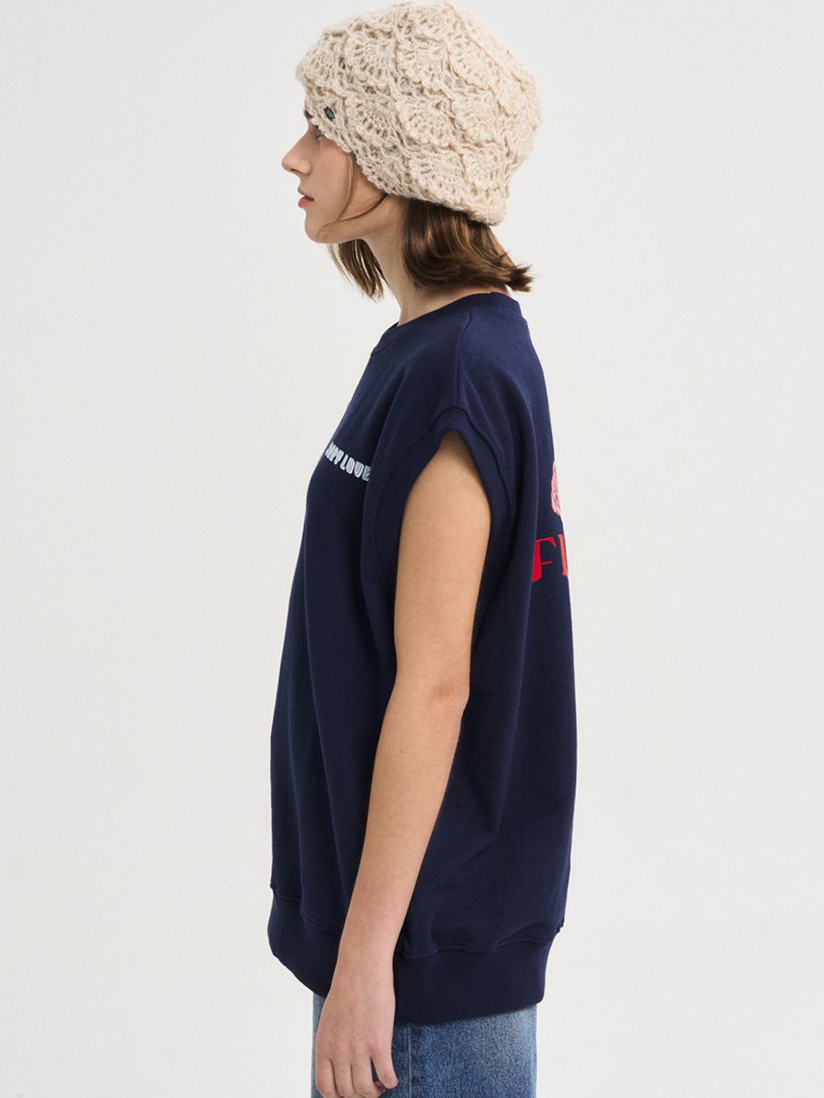 쏘리, 투 머치 러브(SORRY, TOO MUCH LOVE) Wild Flower Sweat Vest_Navy