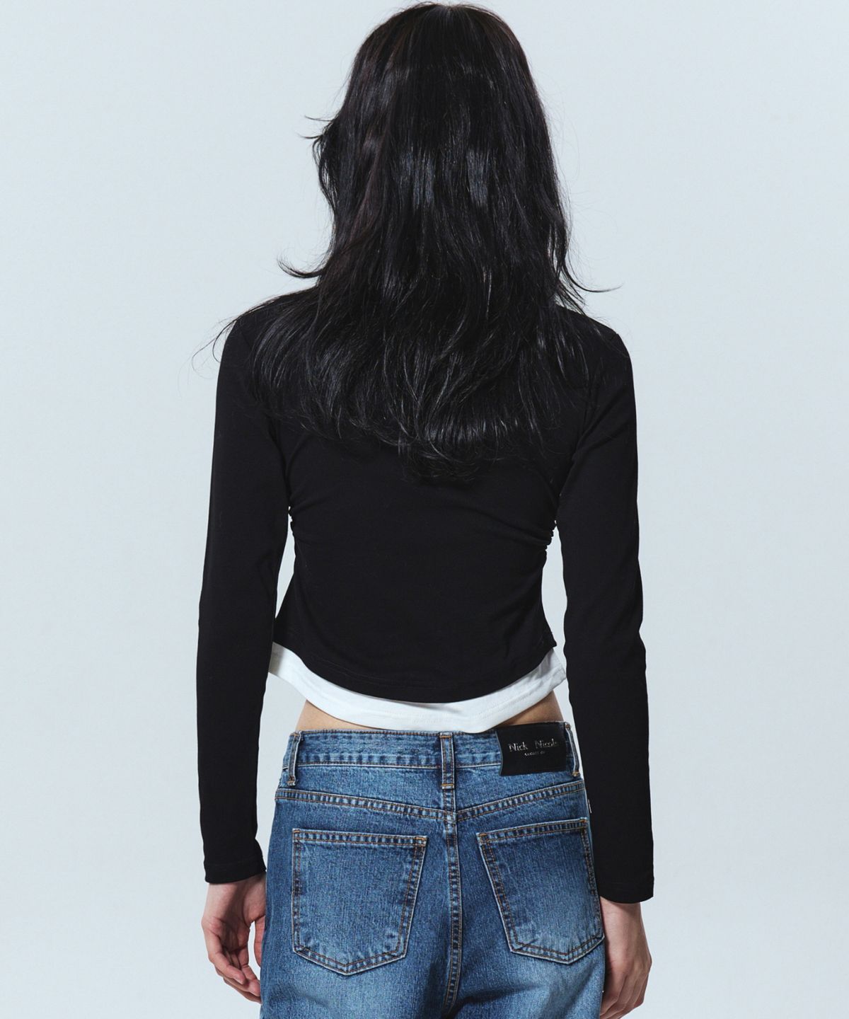 닉앤니콜(NICK&NICOLE) SHIRRING DOUBLE LAYERED TOP_BLACK