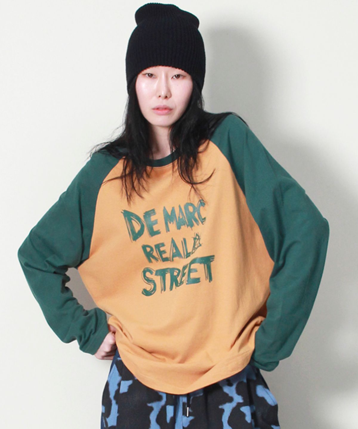 드마크(DEMARC) 리얼 스트릿 컬러믹스 라글란 긴팔 티셔츠 카키&머스타드
