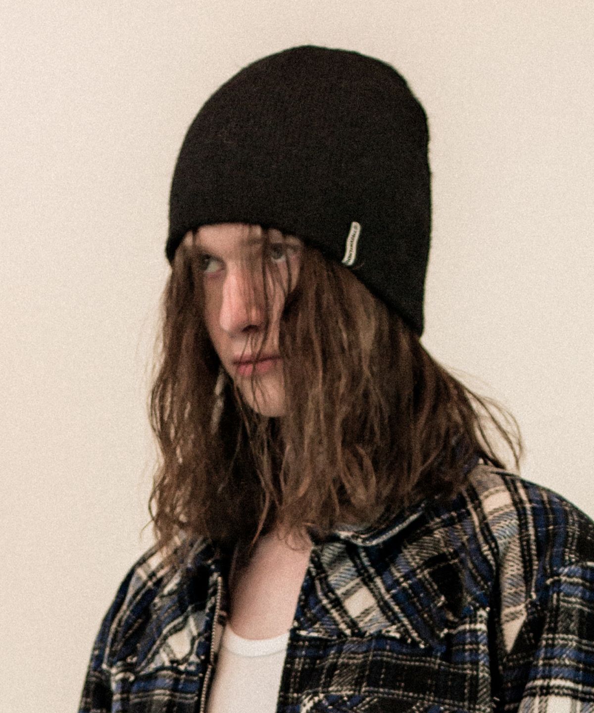 더바이닐하우스(THEVINYLHOUSE) HAIRY BEANIE BLACK