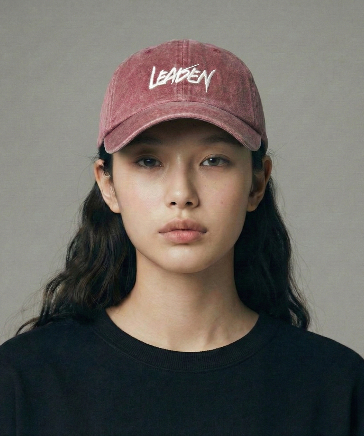 리든(LEADEN) 빈티지 워시드 캘리그래피 볼캡 [핑크]