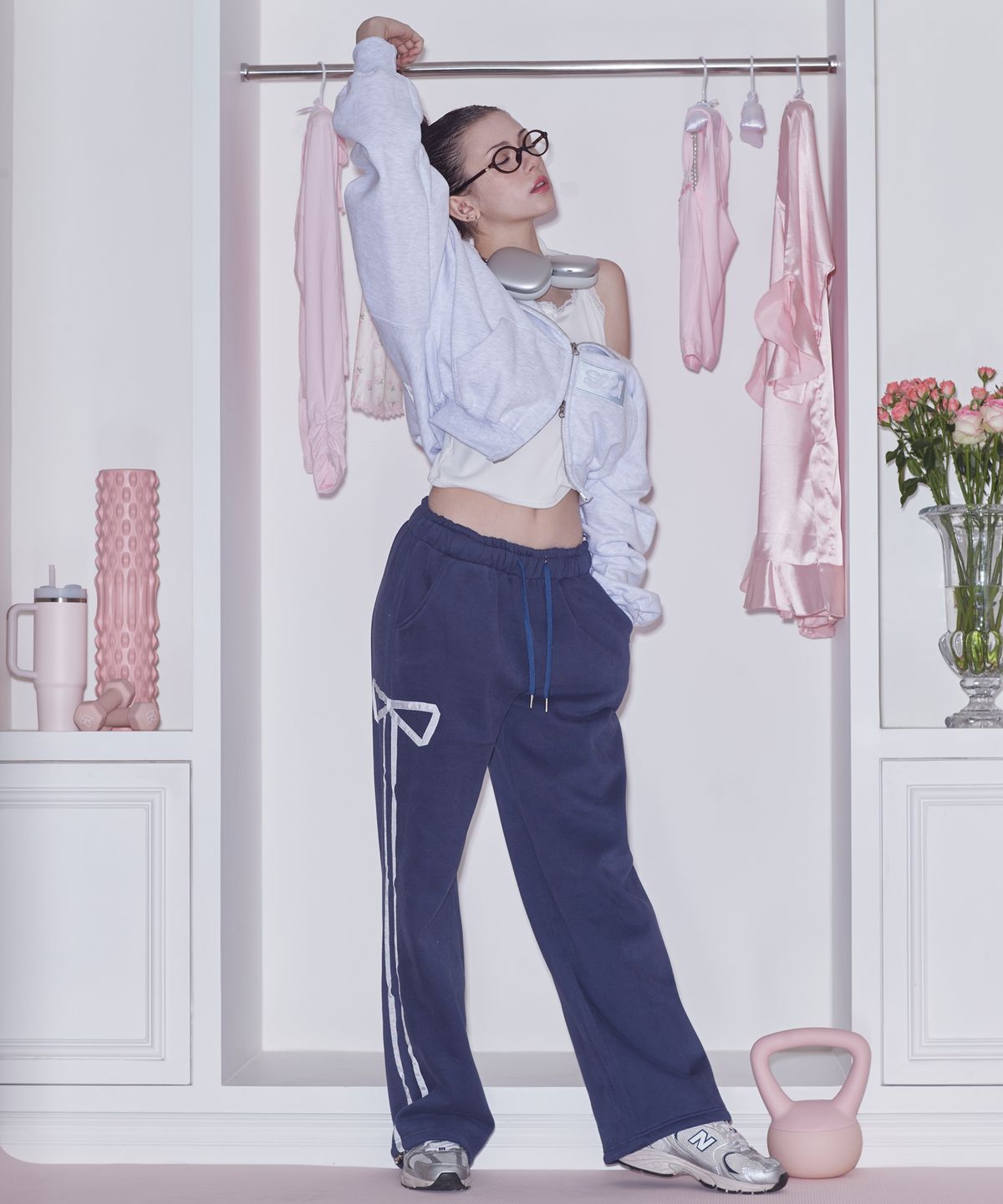 스웻스윗(SWEATSWEET) [RE] SWEET RIBBON SWEAT PANTS - NAVY/SILVER