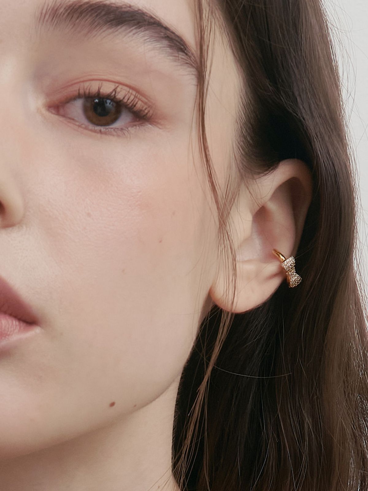 소수(SOSOO) Crystal Petit gold Earcuff