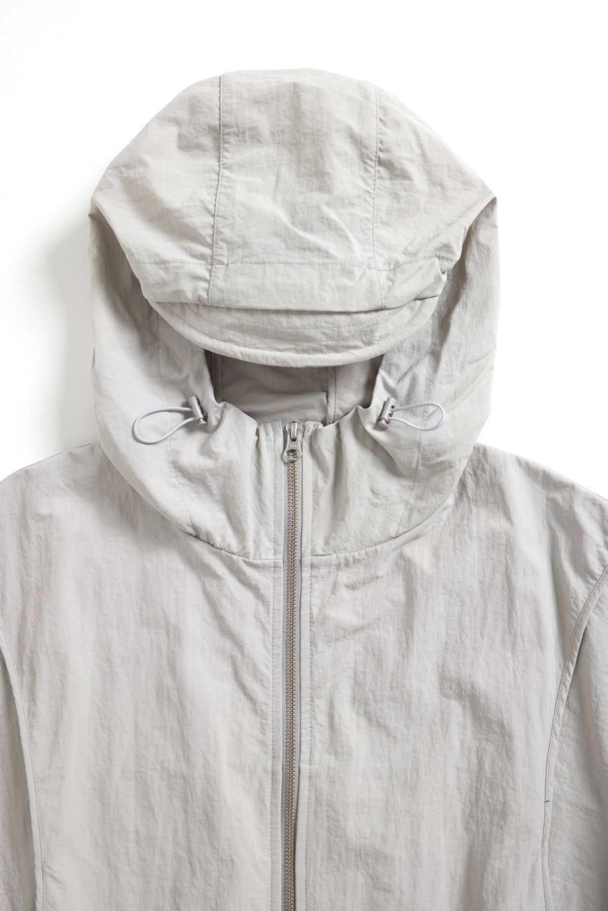 해칭룸(HATCHINGROOM) Crop Windbreaker Light Grey
