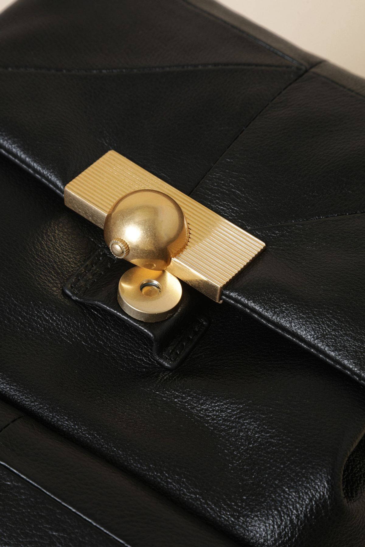 쿠론(COURONNE) Ballon Vety Backpack 27 (Black)_RCBBX24642BKX