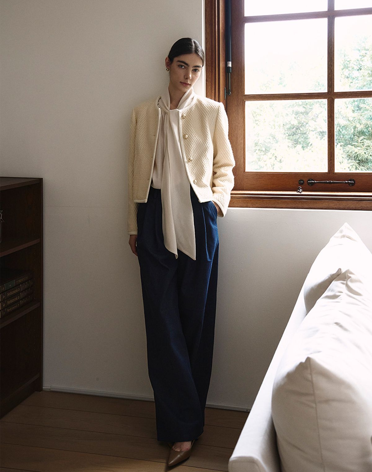 지에마르(GIEMAR) 부클 골드버튼 자켓 아이보리 BOUCLE GOLD BOTTON JACKET IVORY