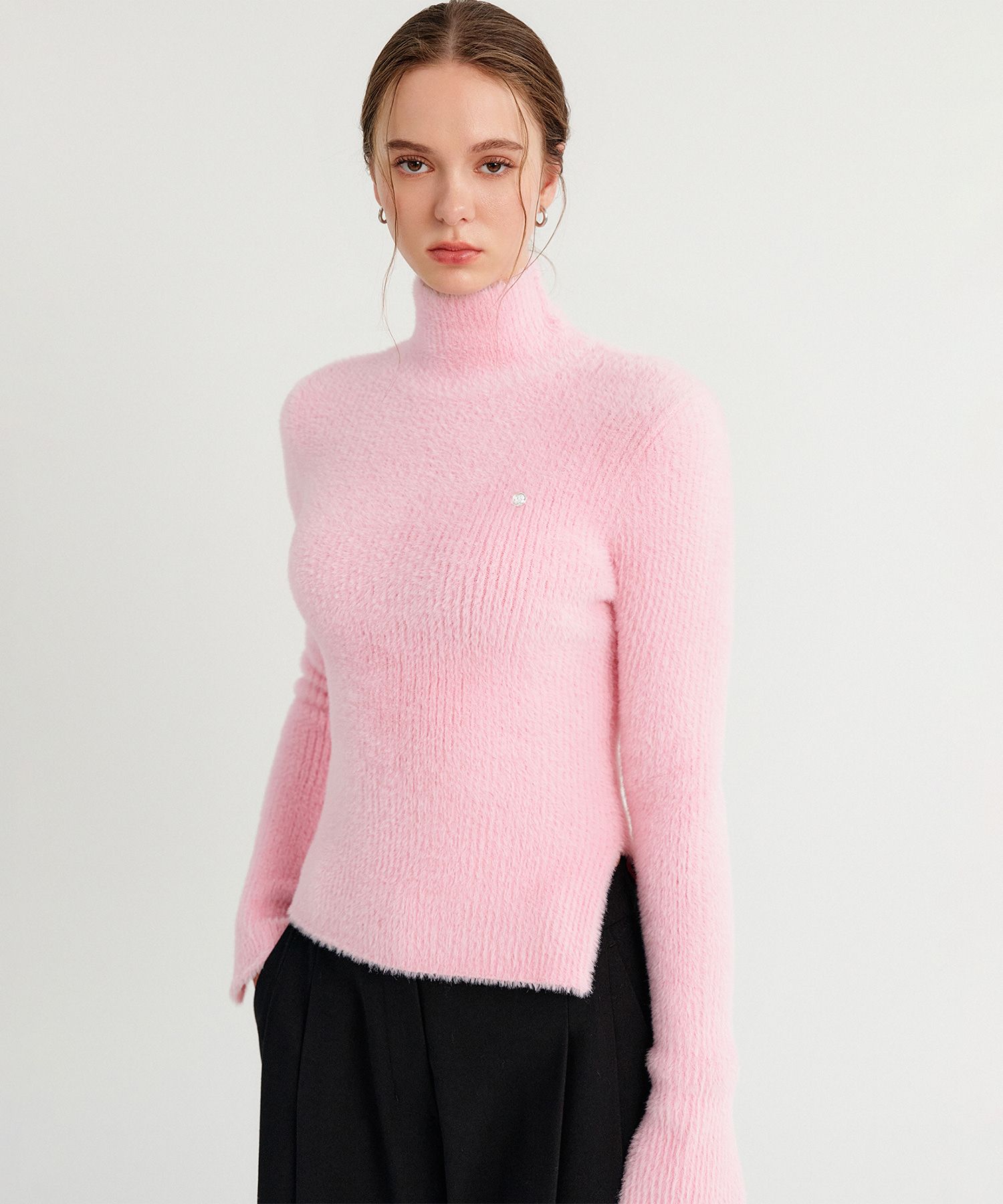 MUSINSA公式 | LOOKAST LIZY SLIT TURTLENECK KNIT TOP_PINK
