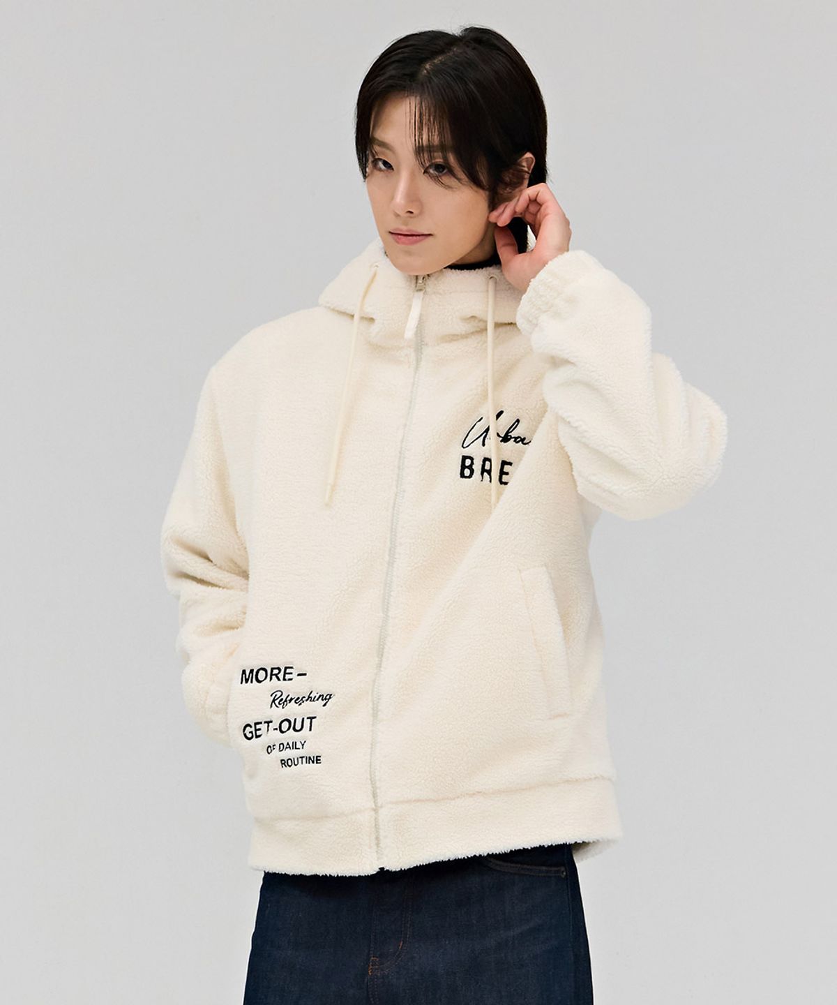 체이스컬트(CHASECULT) 공용 그래픽 양털 후드 집업-아이보리