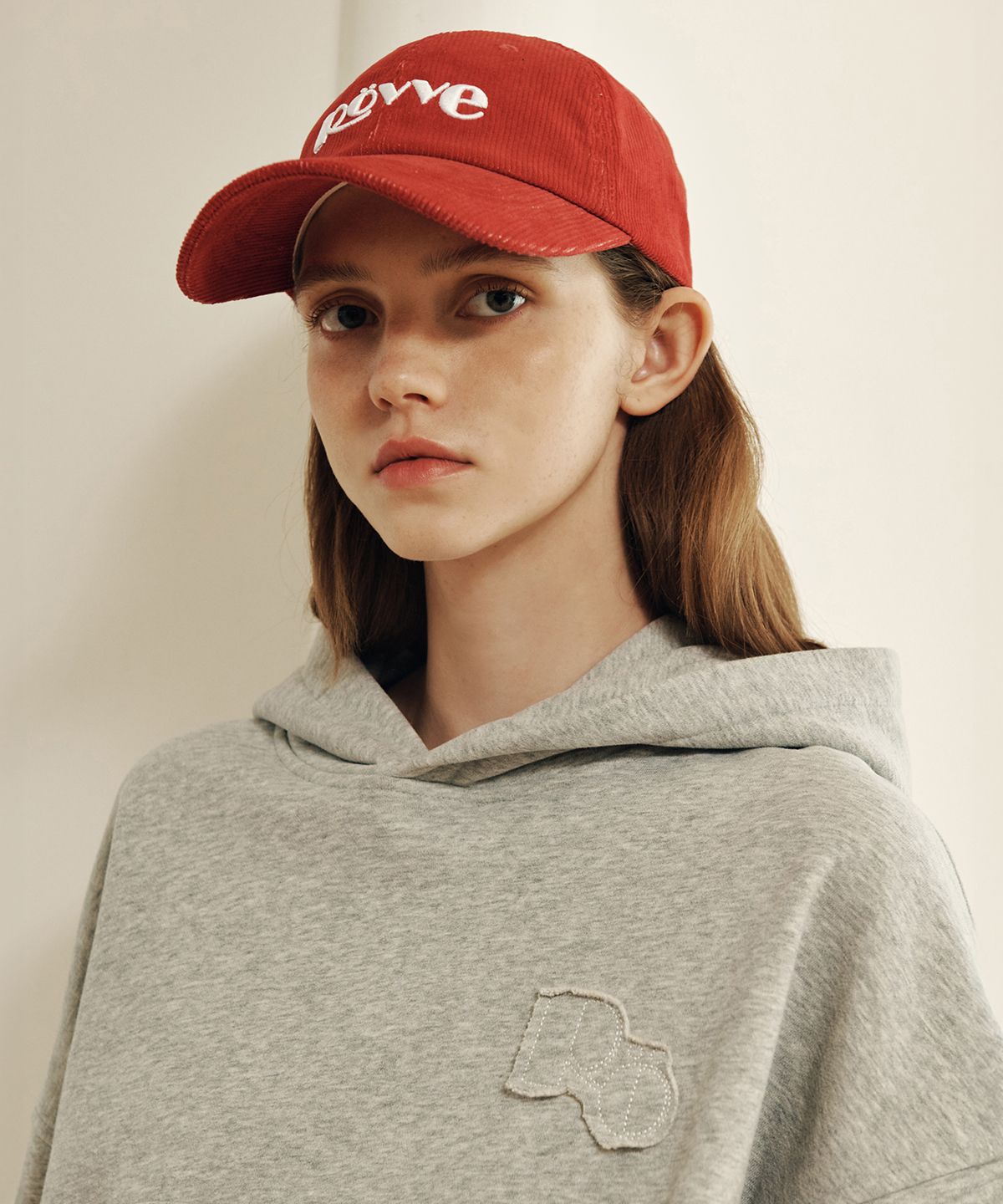 뢰브(ROVVE) Pigment Corduroy Logo Cap (Red)