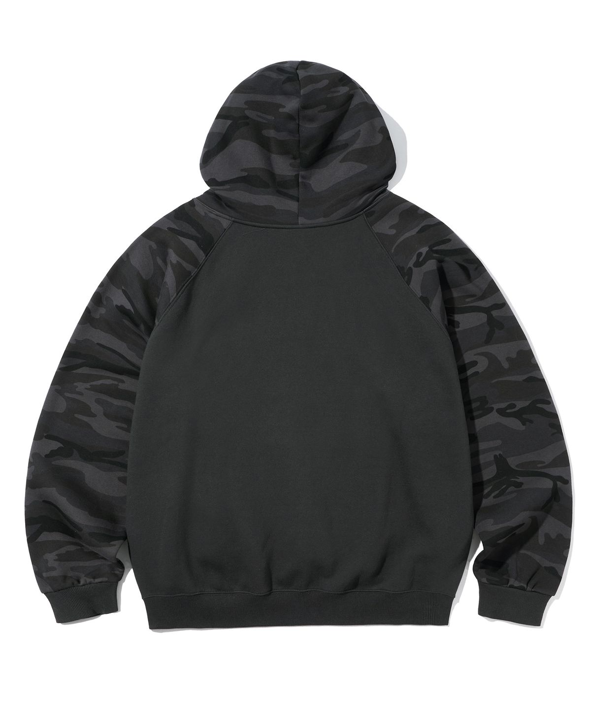 브라운브레스(BROWNBREATH) TAG CAMO RAGLAN HOODIE - BLACK