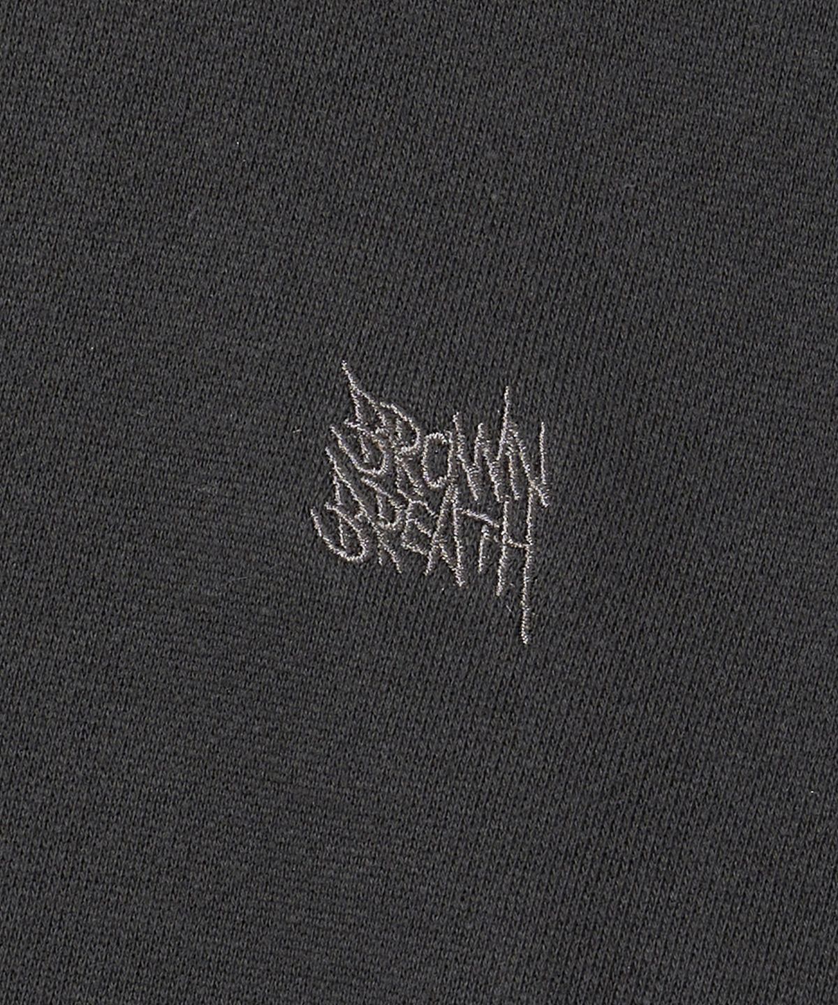 브라운브레스(BROWNBREATH) KITTY TAG HOODIE - CHARCOAL