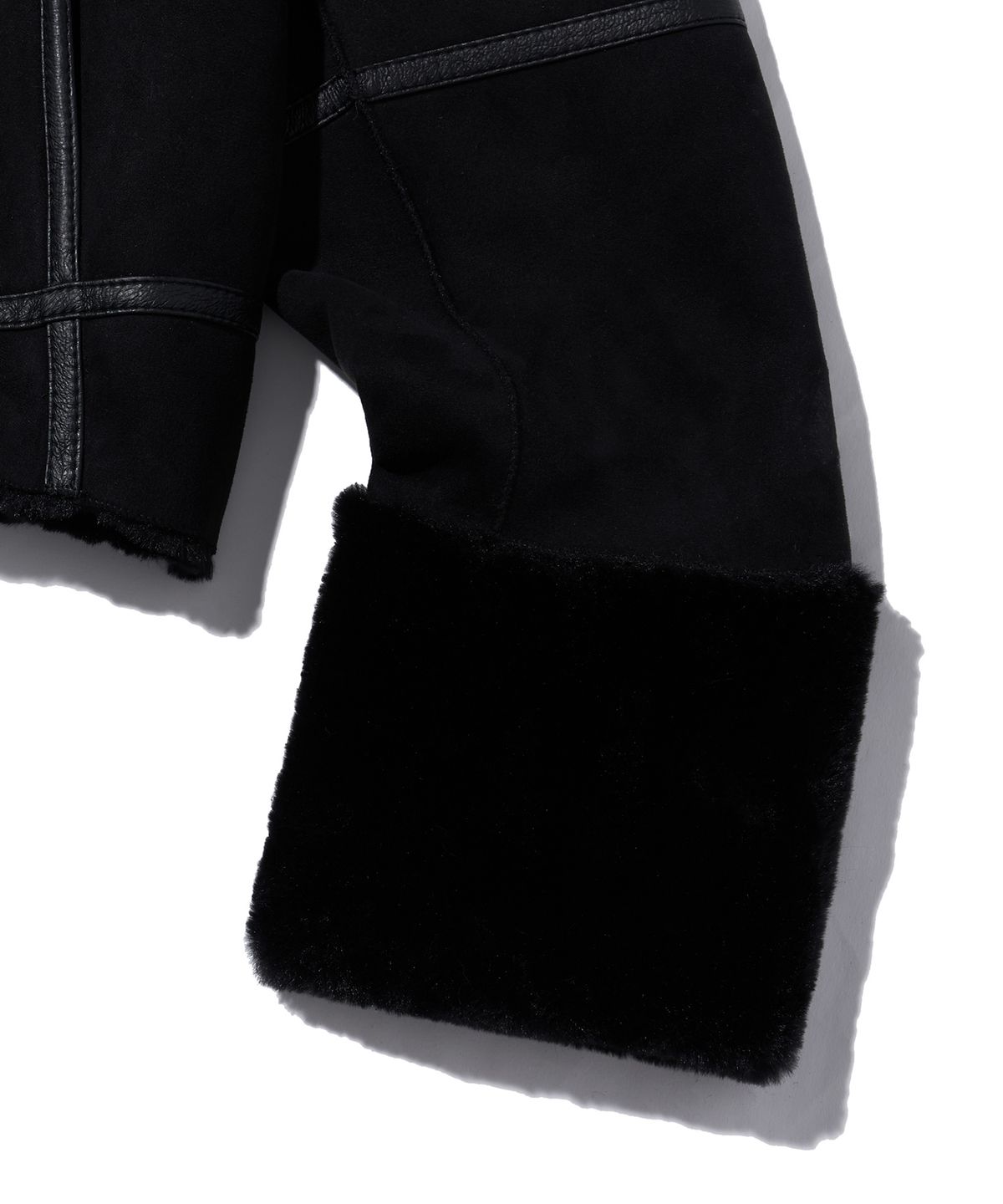 브라운브레스(BROWNBREATH) W TAG SHEARING HOOD JACKET - BLACK