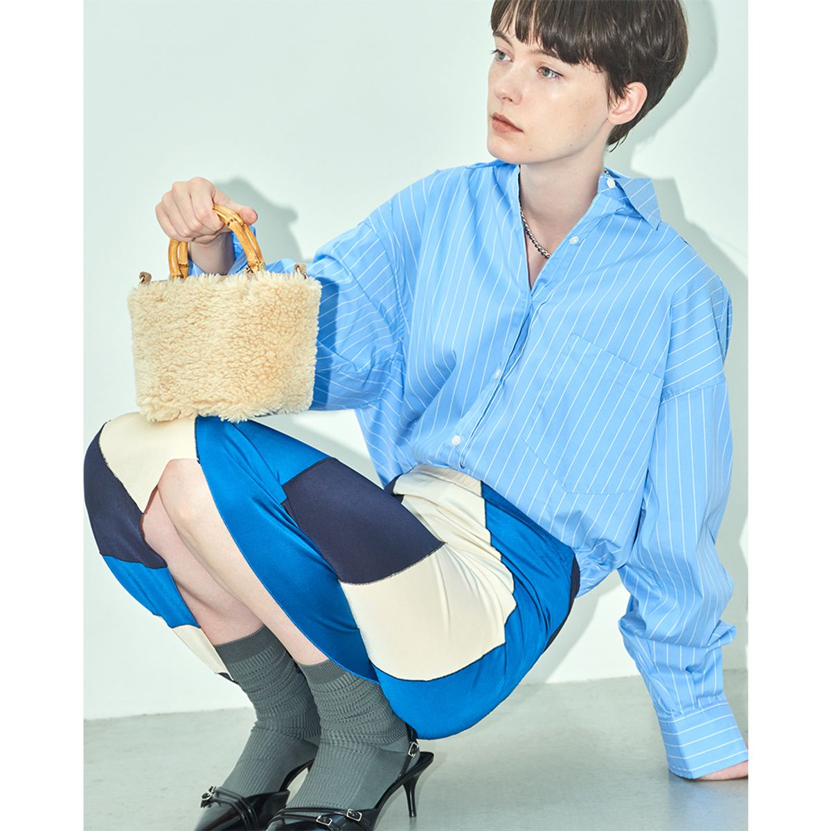 레스포색(LESPORTSAC) 퍼스트 웜 베이지 퍼 엑스트라 스몰 뱀부 토트백 [1063.HB89]