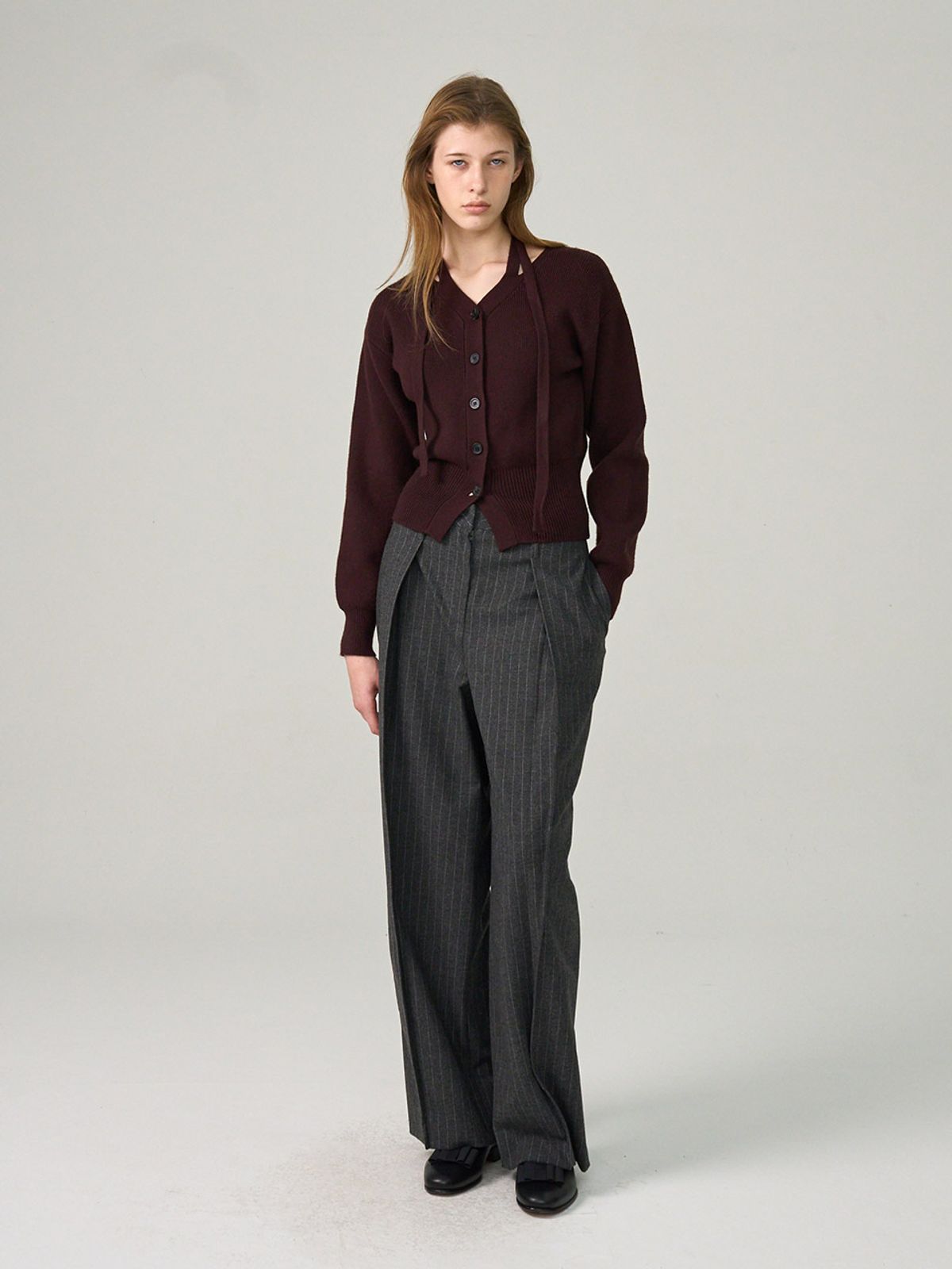 헌치(HUNCH) Neck slit cardigan (2color)