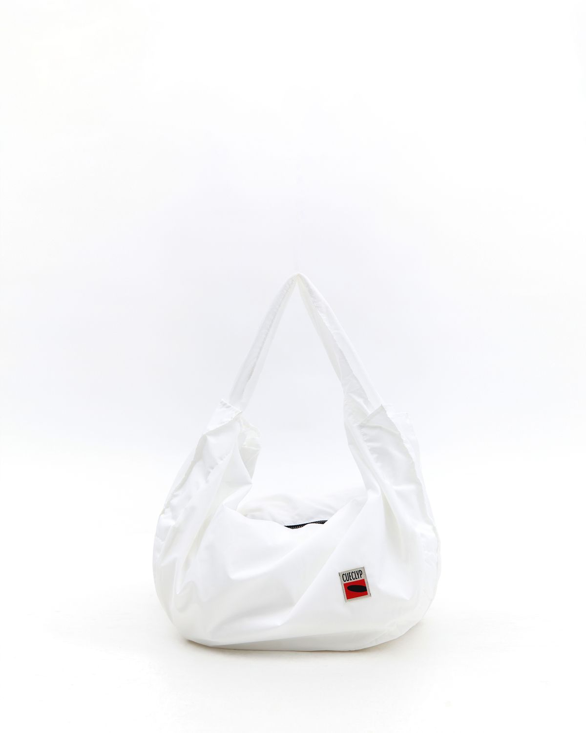 큐클리프(CUECLYP) [PAPARAZZI] Soft Hobo Bag (White)