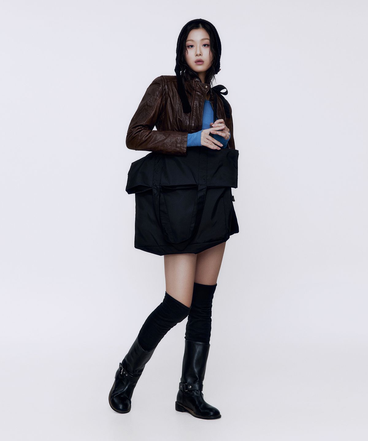 큐클리프(CUECLYP) [PAPARAZZI] Large Tote Bag (Black)