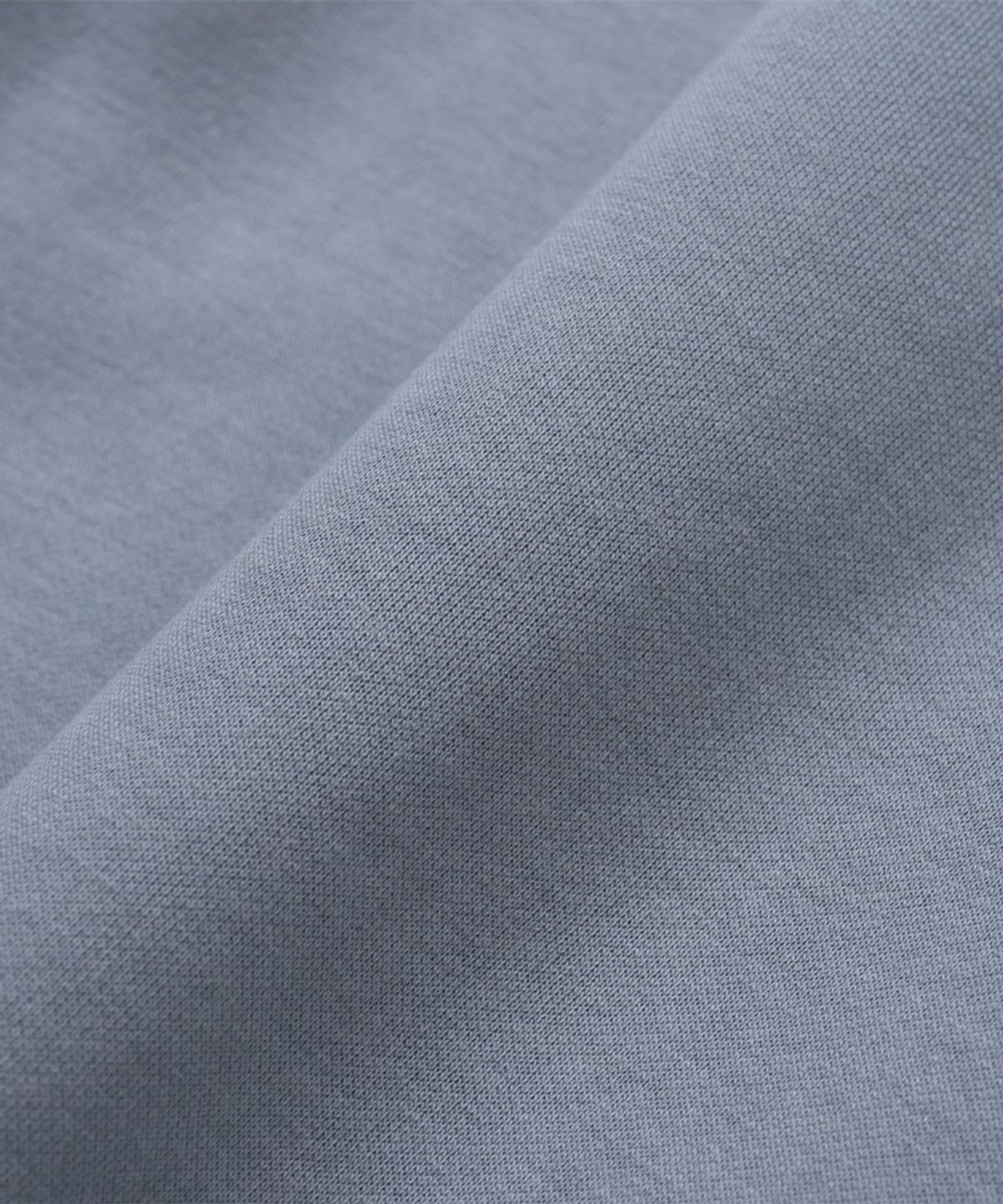 엑스오엑스(XOX) 기모 오버핏 하프집업 스웻 셔츠 [ASH BLUE]