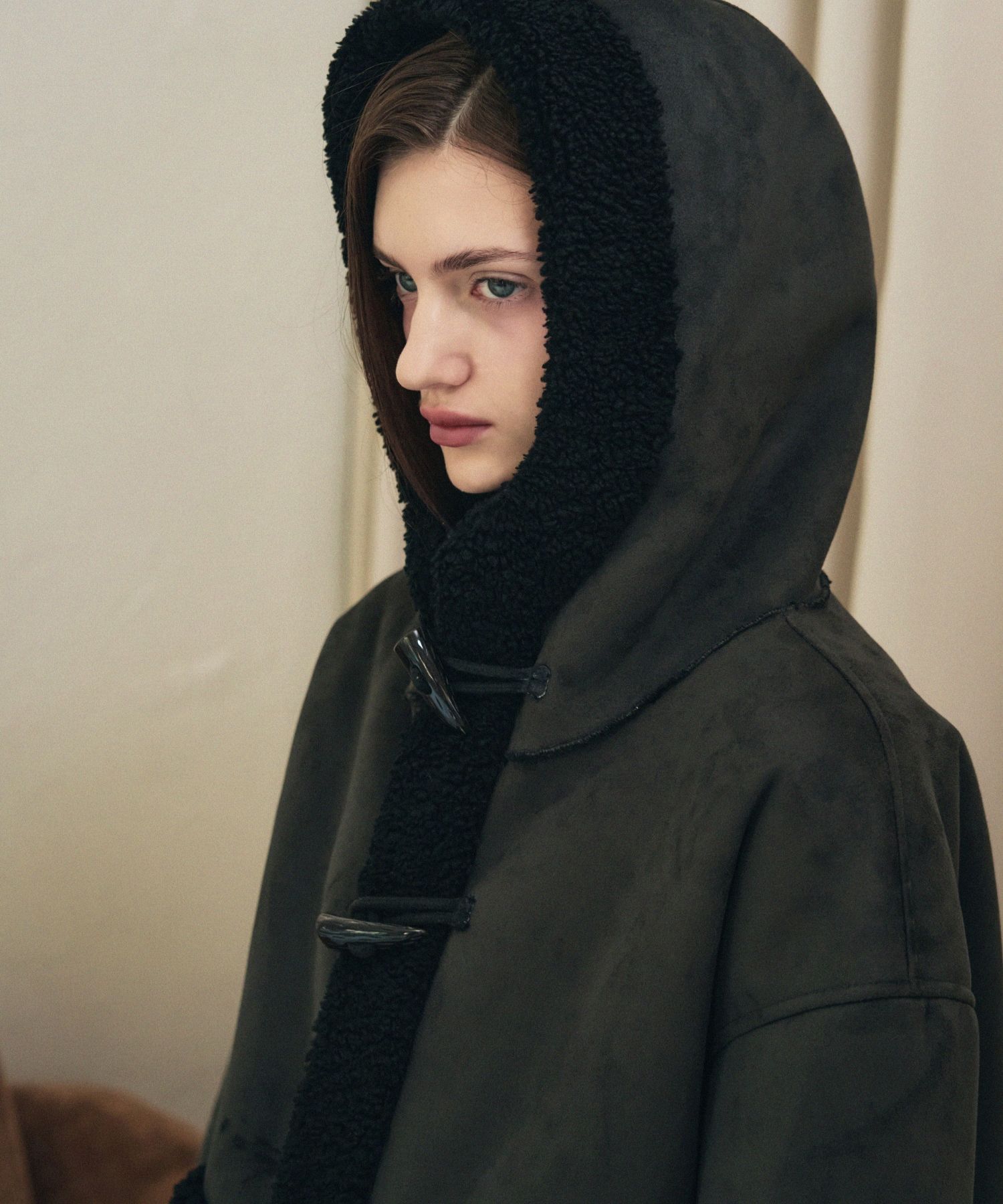 MUSINSA | LEATHERY Mustang Hoodie Duffle Jacket [CHARCOAL]