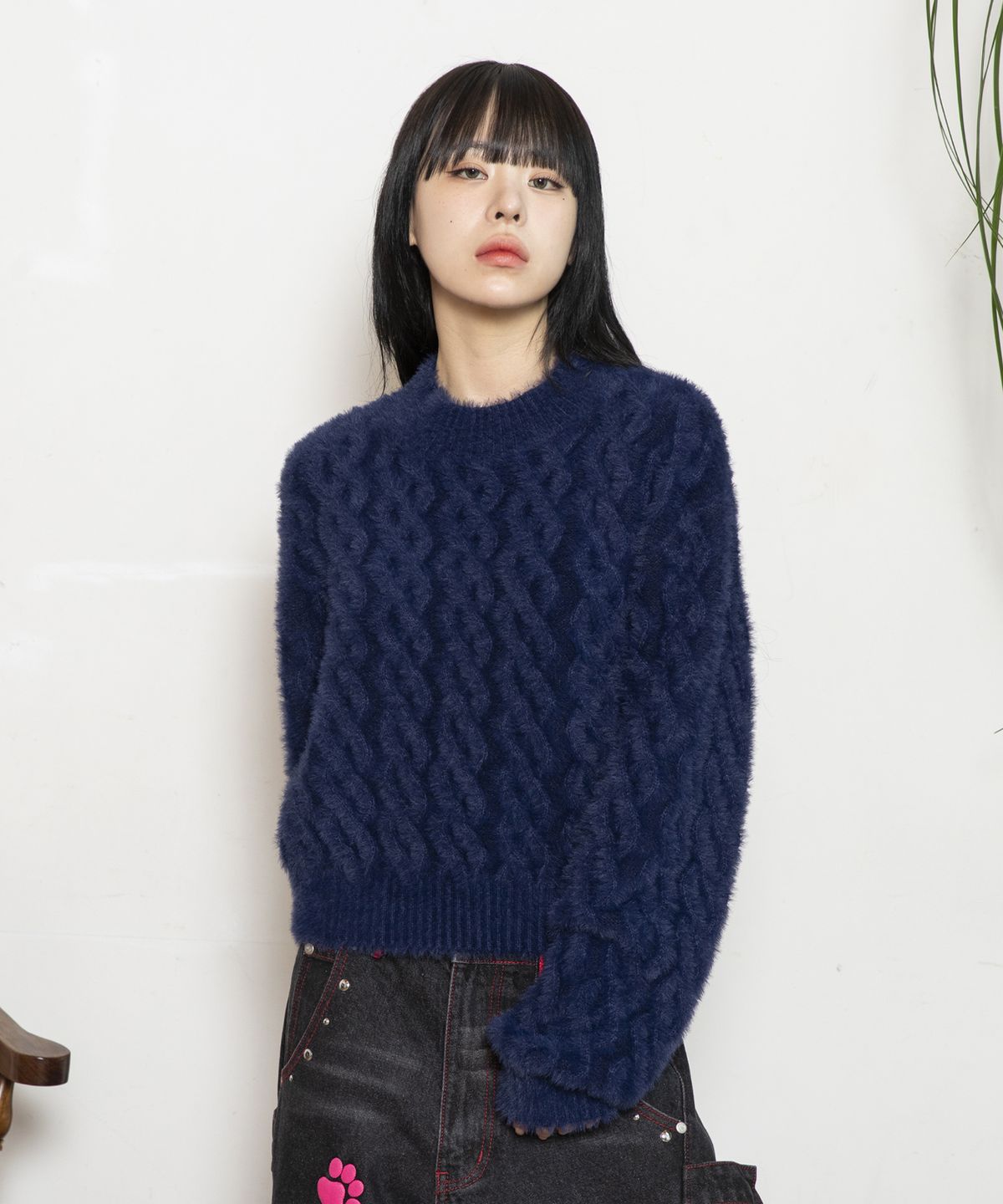 루나키후(RuNaKi'Hu') WXK014 루즈 꽈배기 풀오버 헤어리 니트 (DARK NAVY)