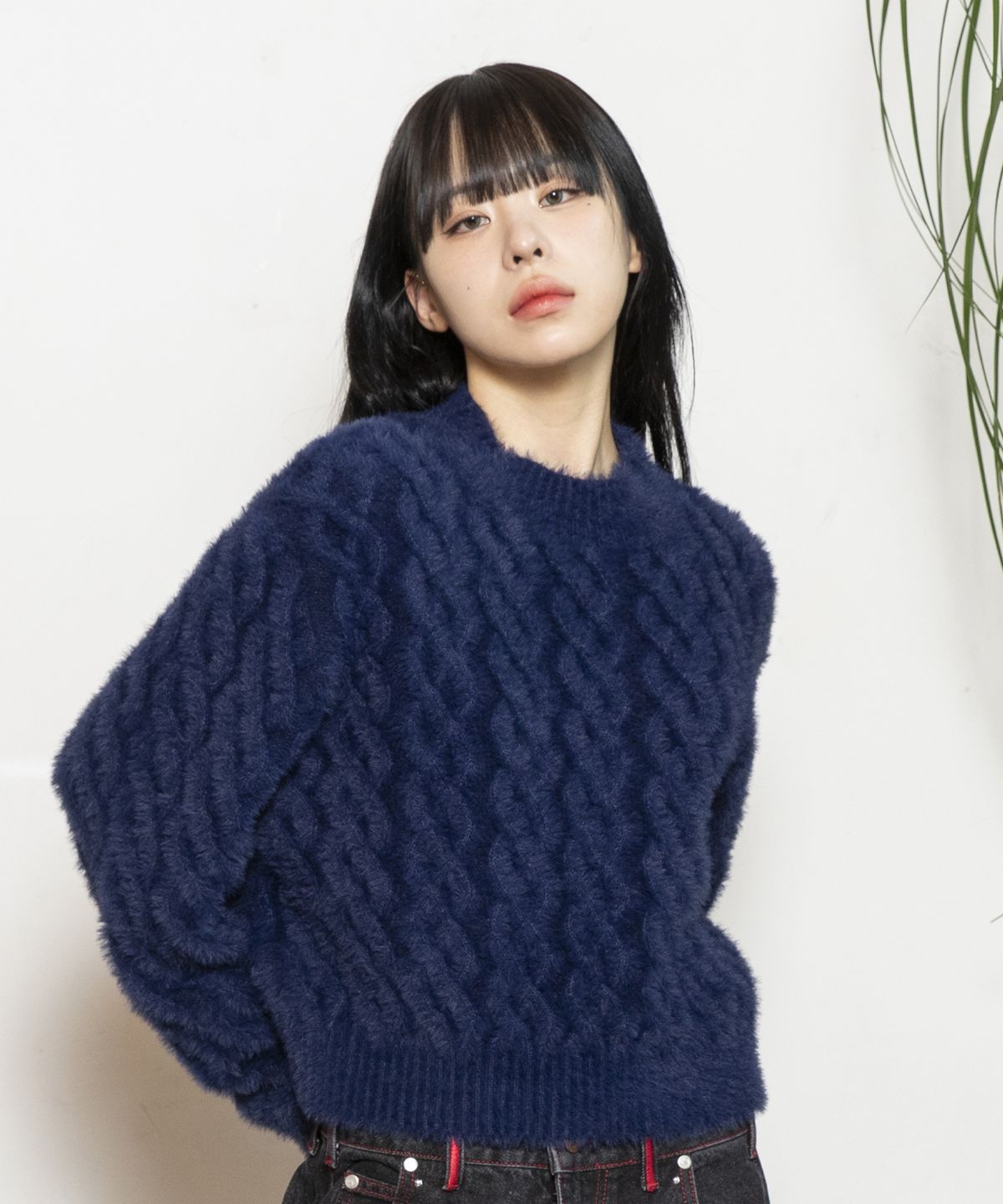 루나키후(RuNaKi'Hu') WXK014 루즈 꽈배기 풀오버 헤어리 니트 (DARK NAVY)