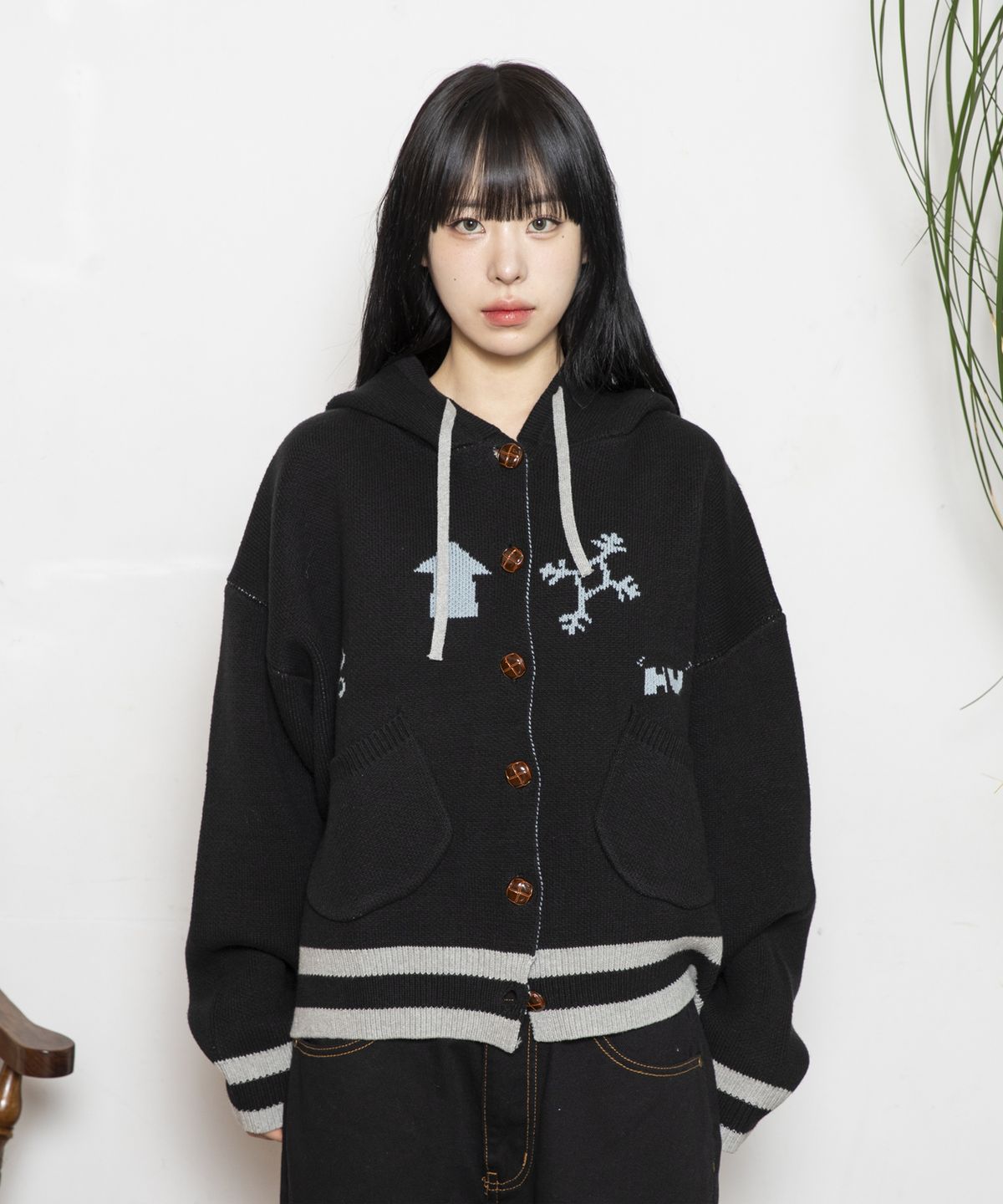 루나키후(RuNaKi'Hu') WXK012 하우스 후드 니트 가디건 (BLACK)