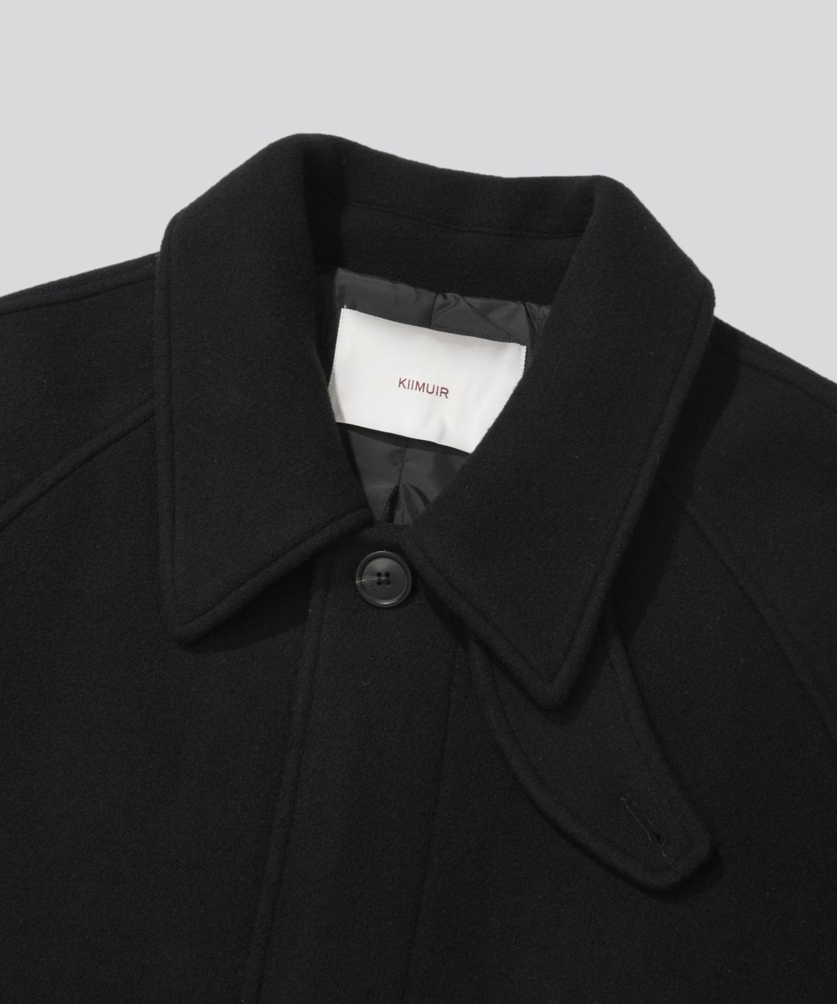키뮤어(KIIMUIR) [Drape Wool] 캐시미어블렌드 세미오버핏 발마칸 로브코트_블랙