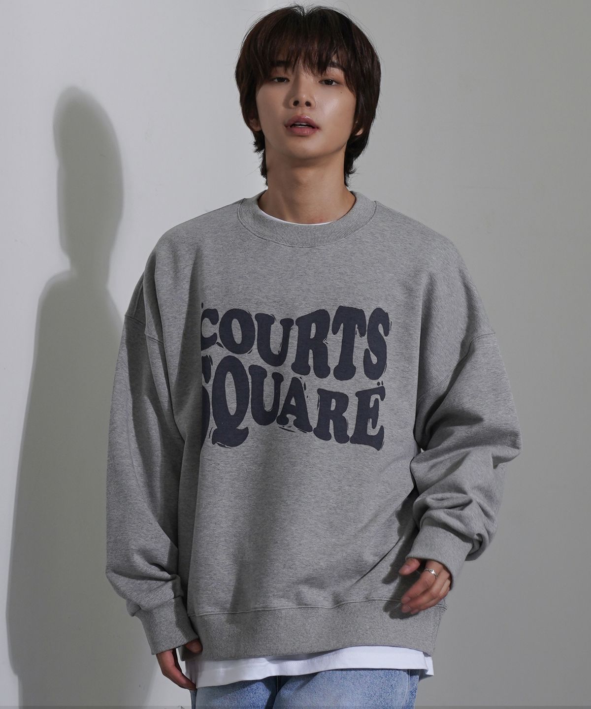 더마일(THEMILE) 코트스퀘어 마인드 스웨트 맨투맨 GREY
