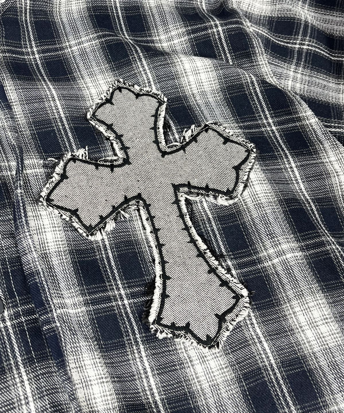 스케이터락(SK8ER ROCK) Cross Cut-Off Tartan Check Hoodie Shirt ((Navy))