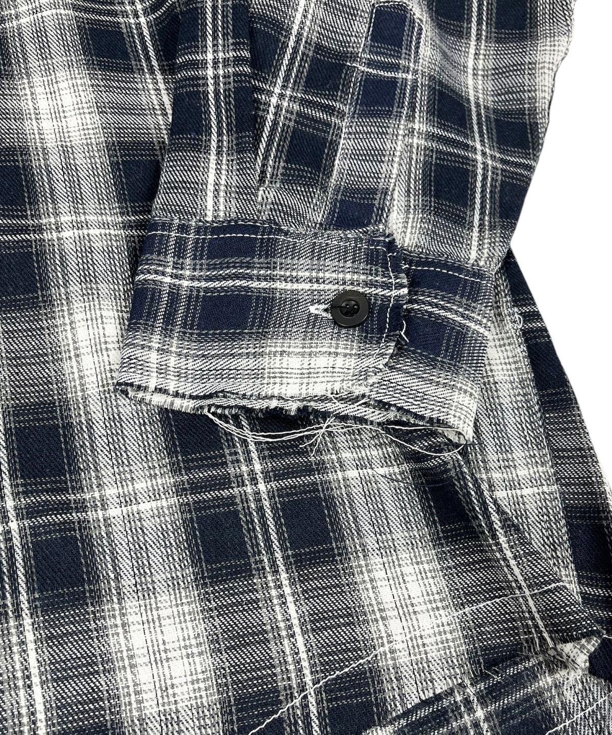 스케이터락(SK8ER ROCK) Cross Cut-Off Tartan Check Hoodie Shirt ((Navy))