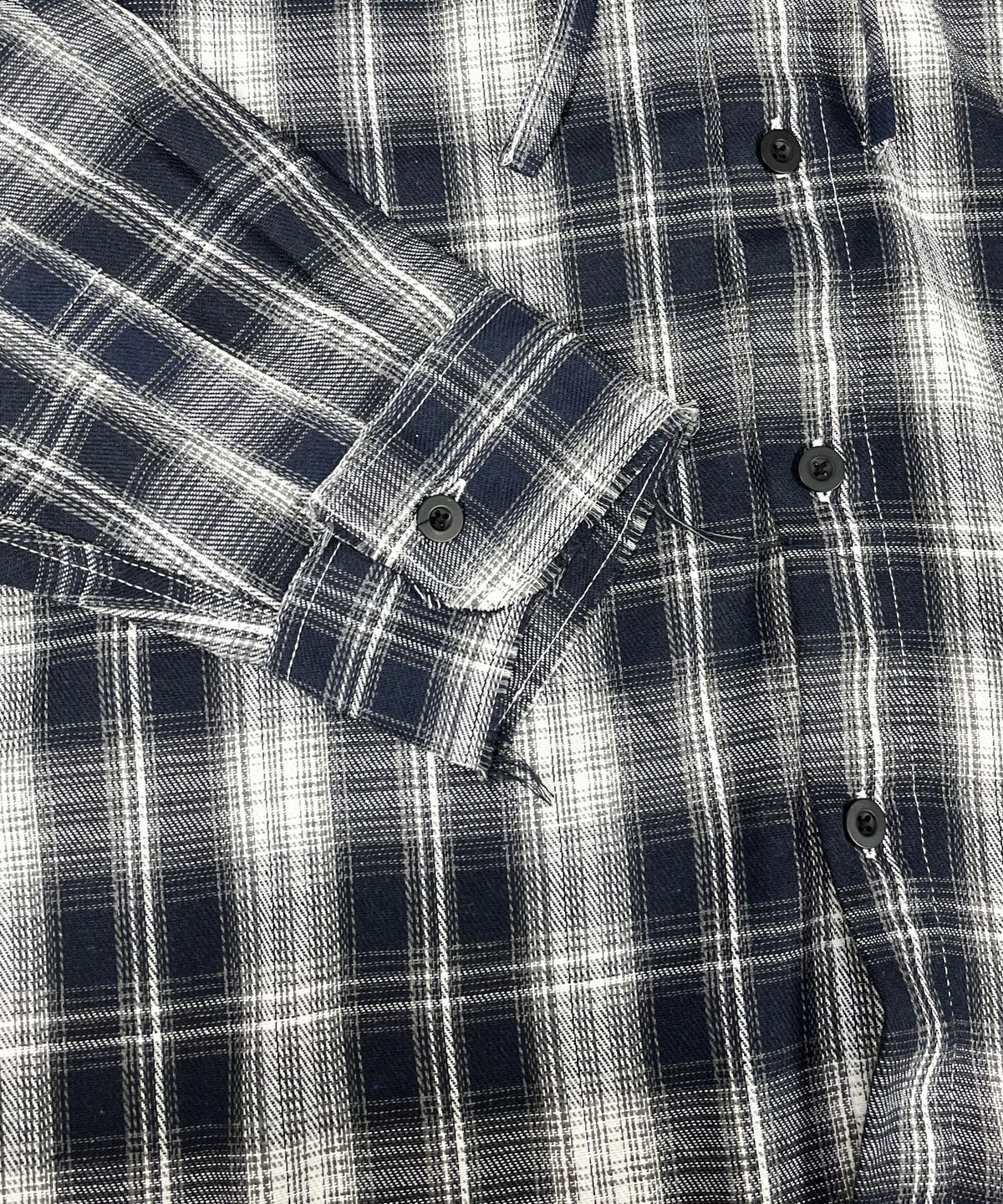 스케이터락(SK8ER ROCK) Cross Cut-Off Tartan Check Hoodie Shirt ((Navy))