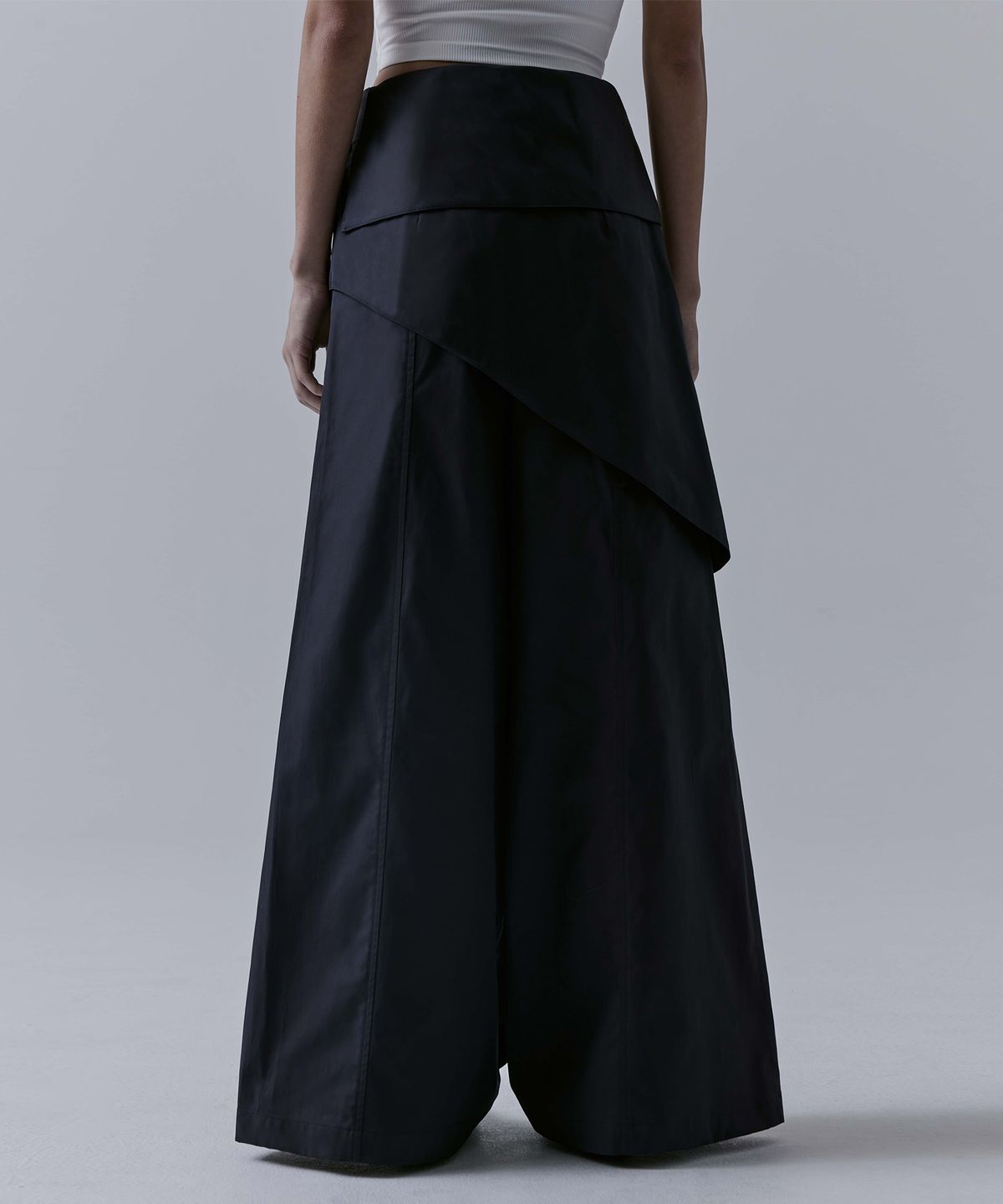 트리밍버드(TREEMINGBIRD) Belted Layered Wrap Pants [ Charcoal ]