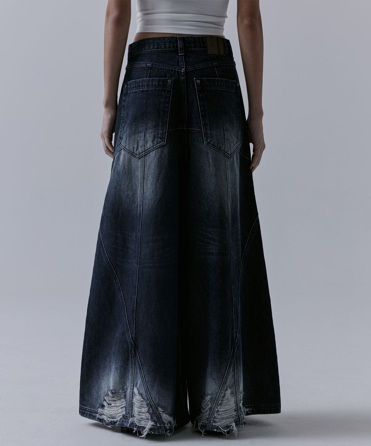 트리밍버드(TREEMINGBIRD) Damaged Over Wide Denim Pants [ Blue ]